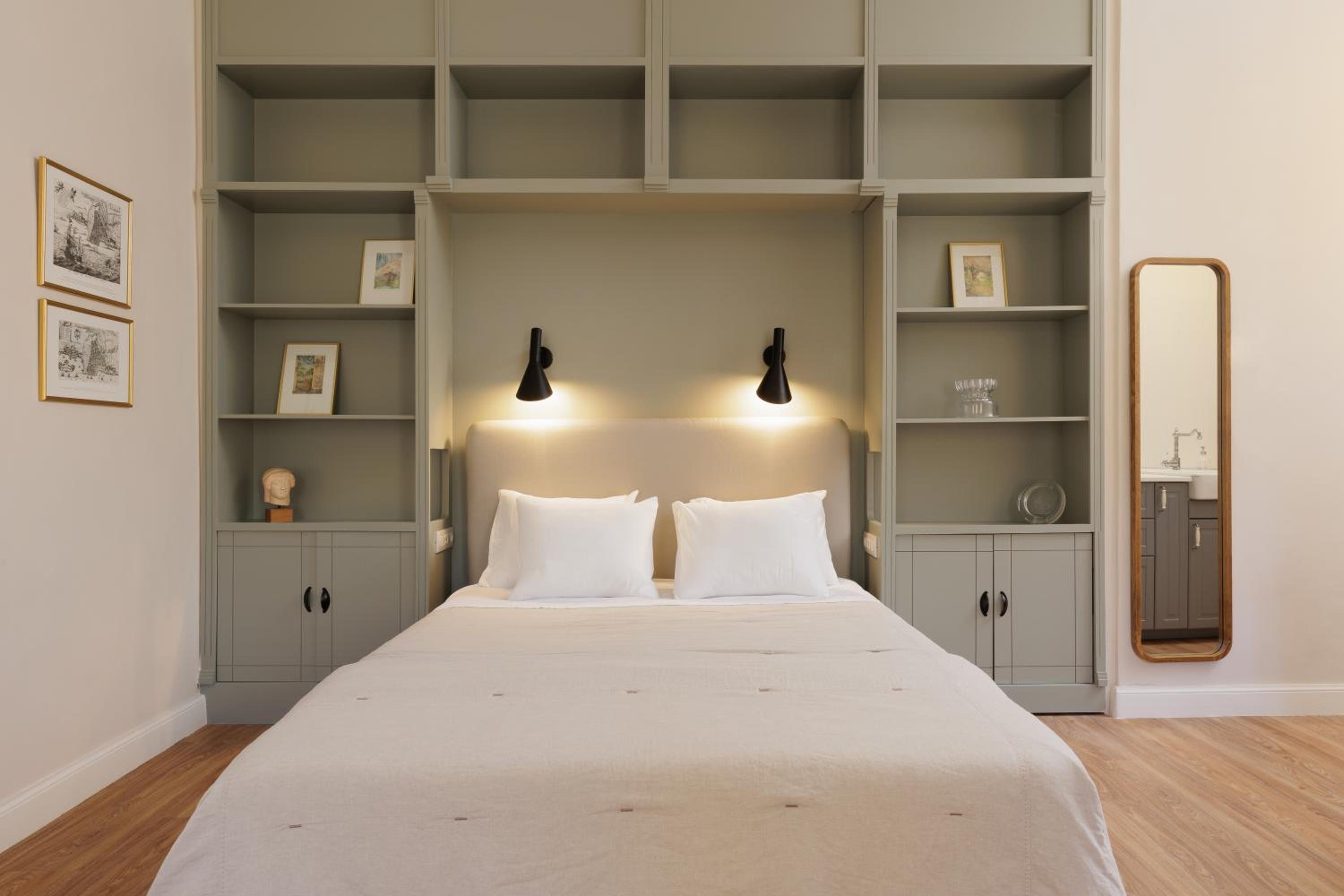 King Suite - Photo 1