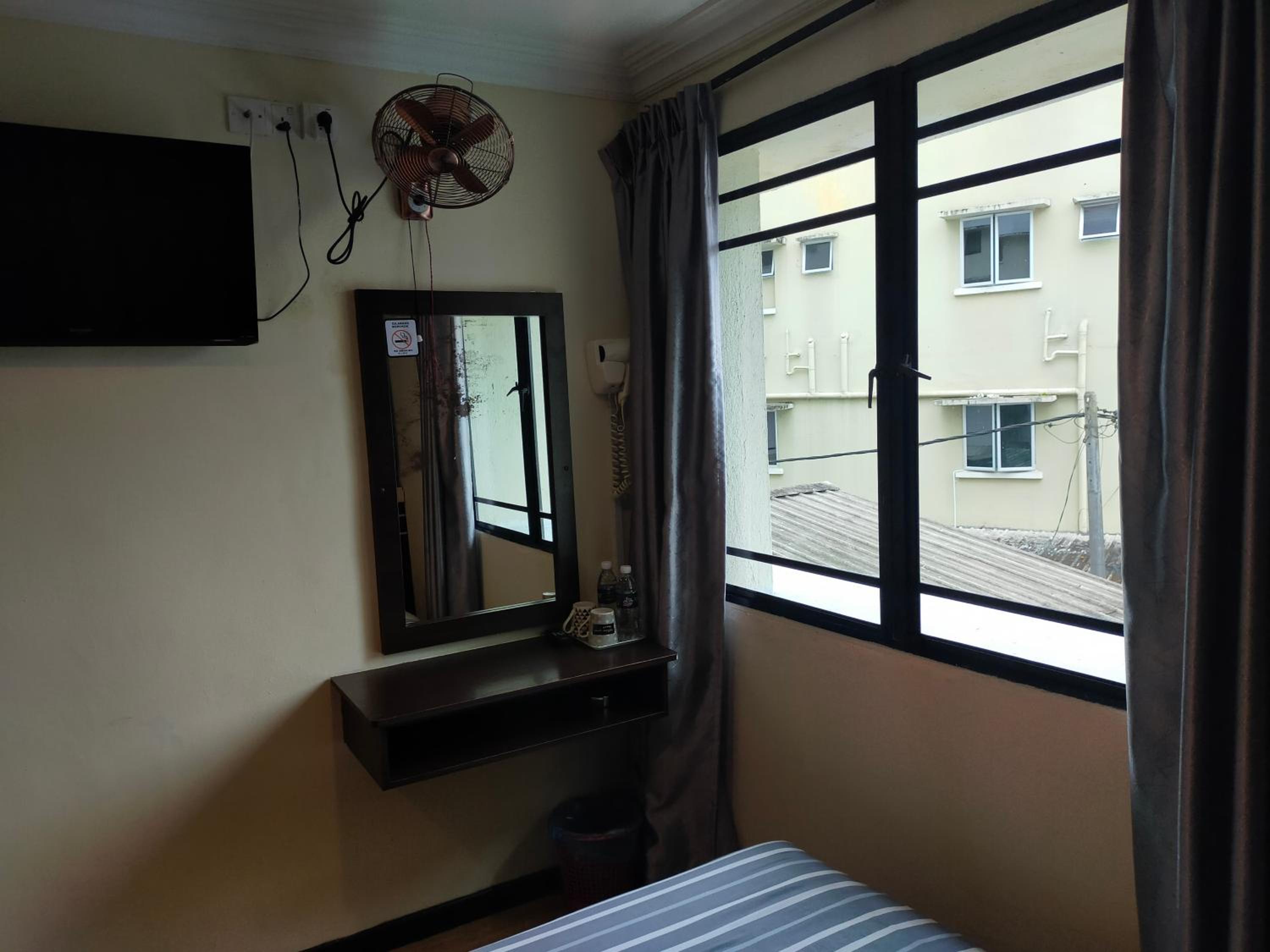 Standard Triple Room photo 2