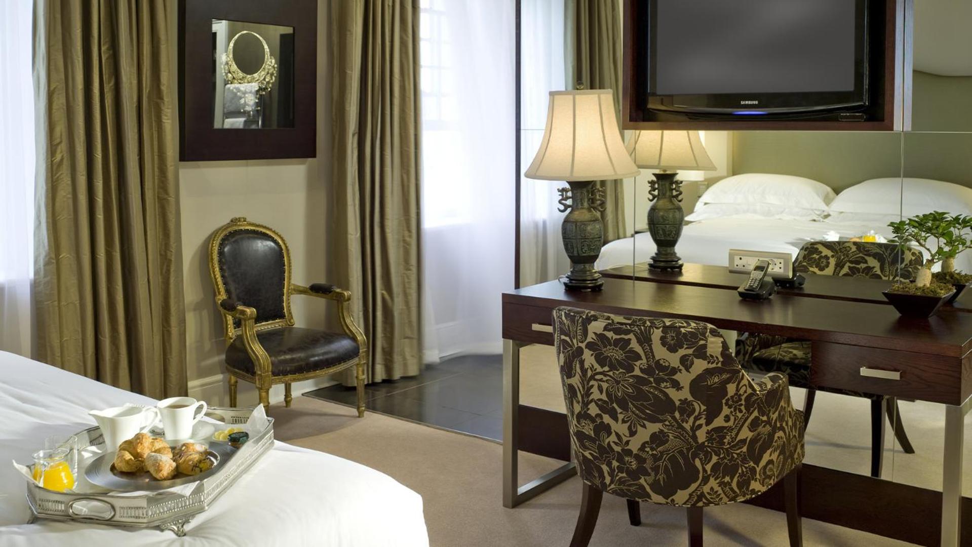 Luxury Double or Twin Room - Photo 13