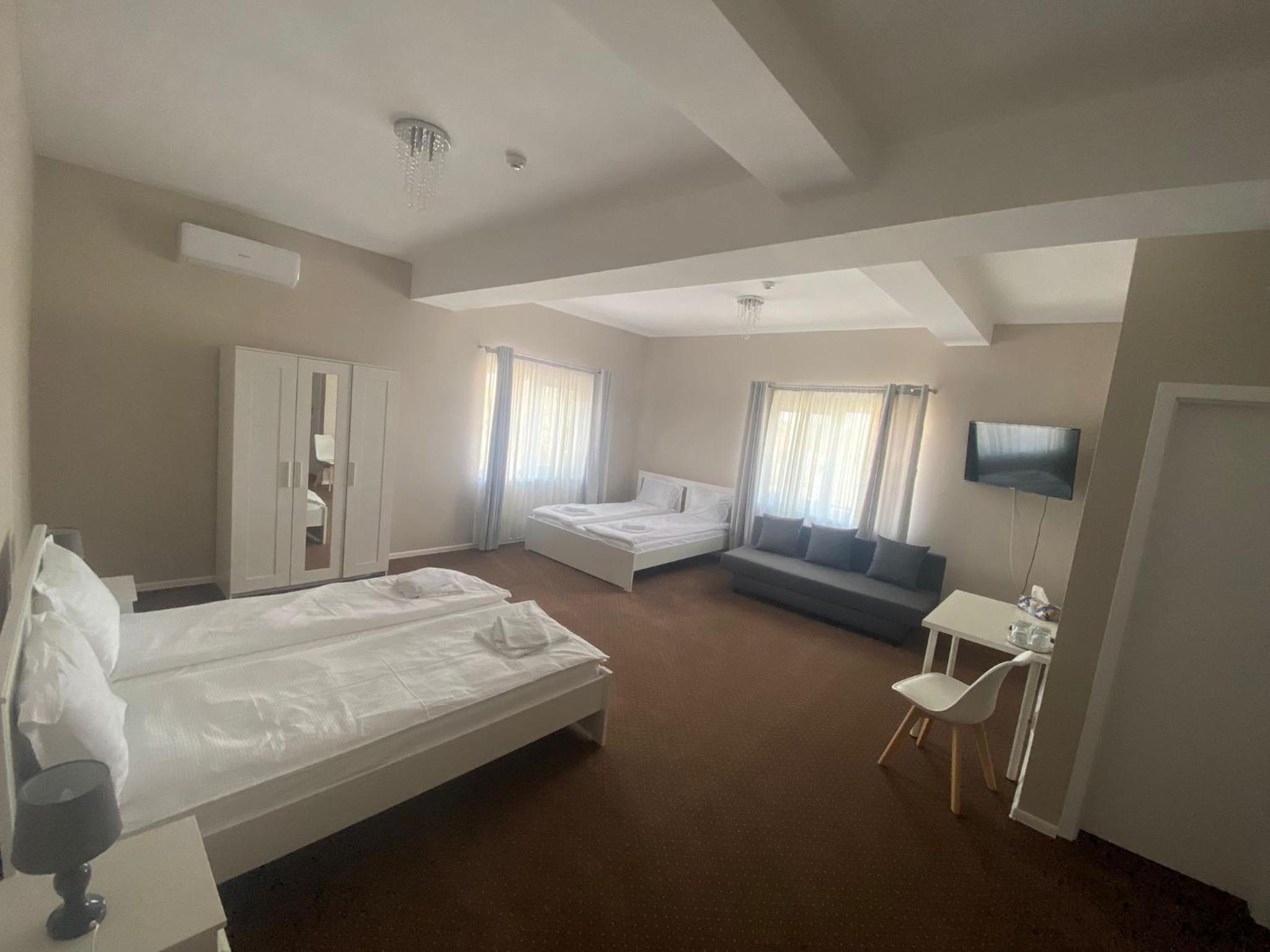 Family Suite photo 2