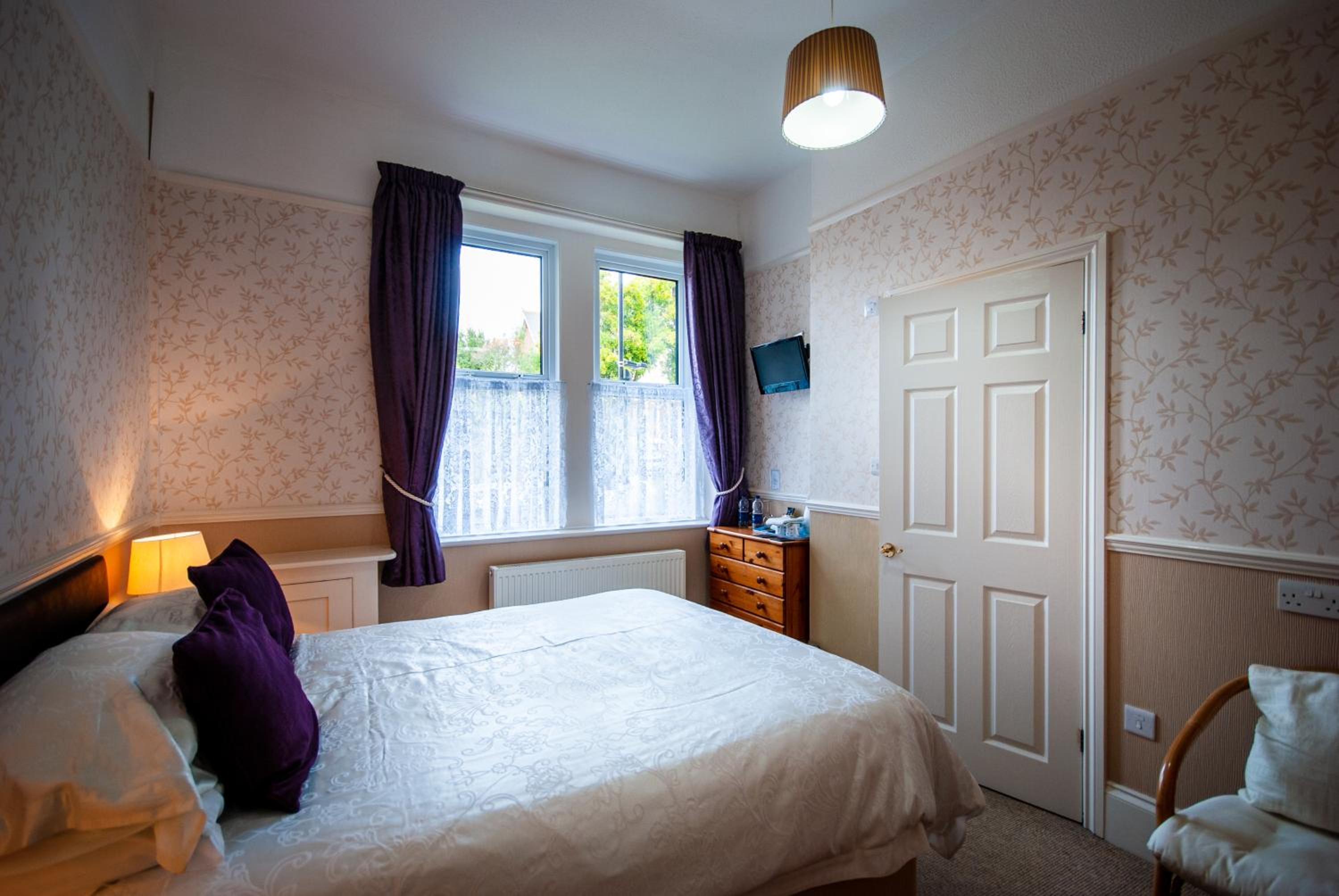 Standard Double Room photo 3