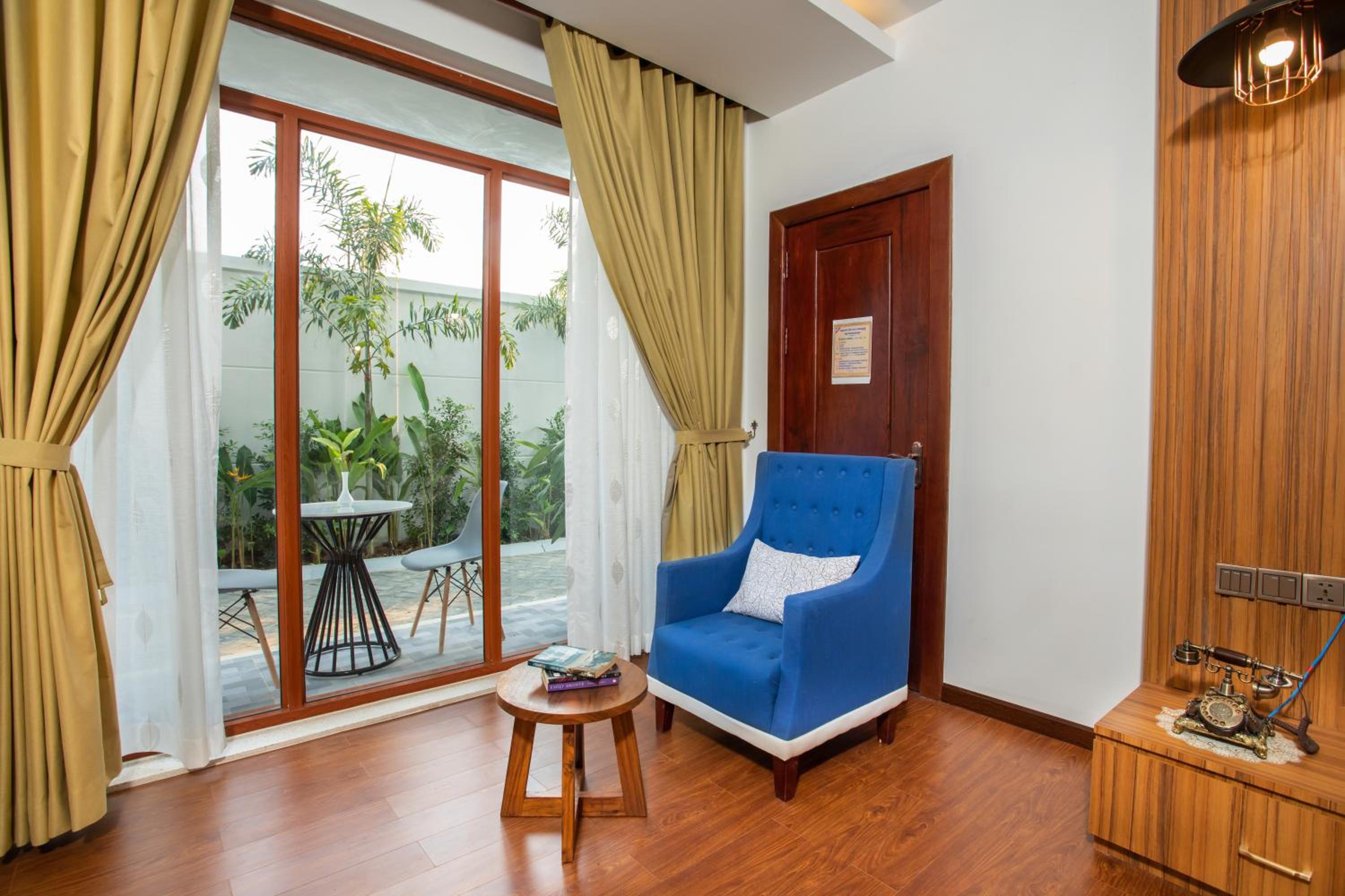 Deluxe Family Suite Private Balcony photo 2