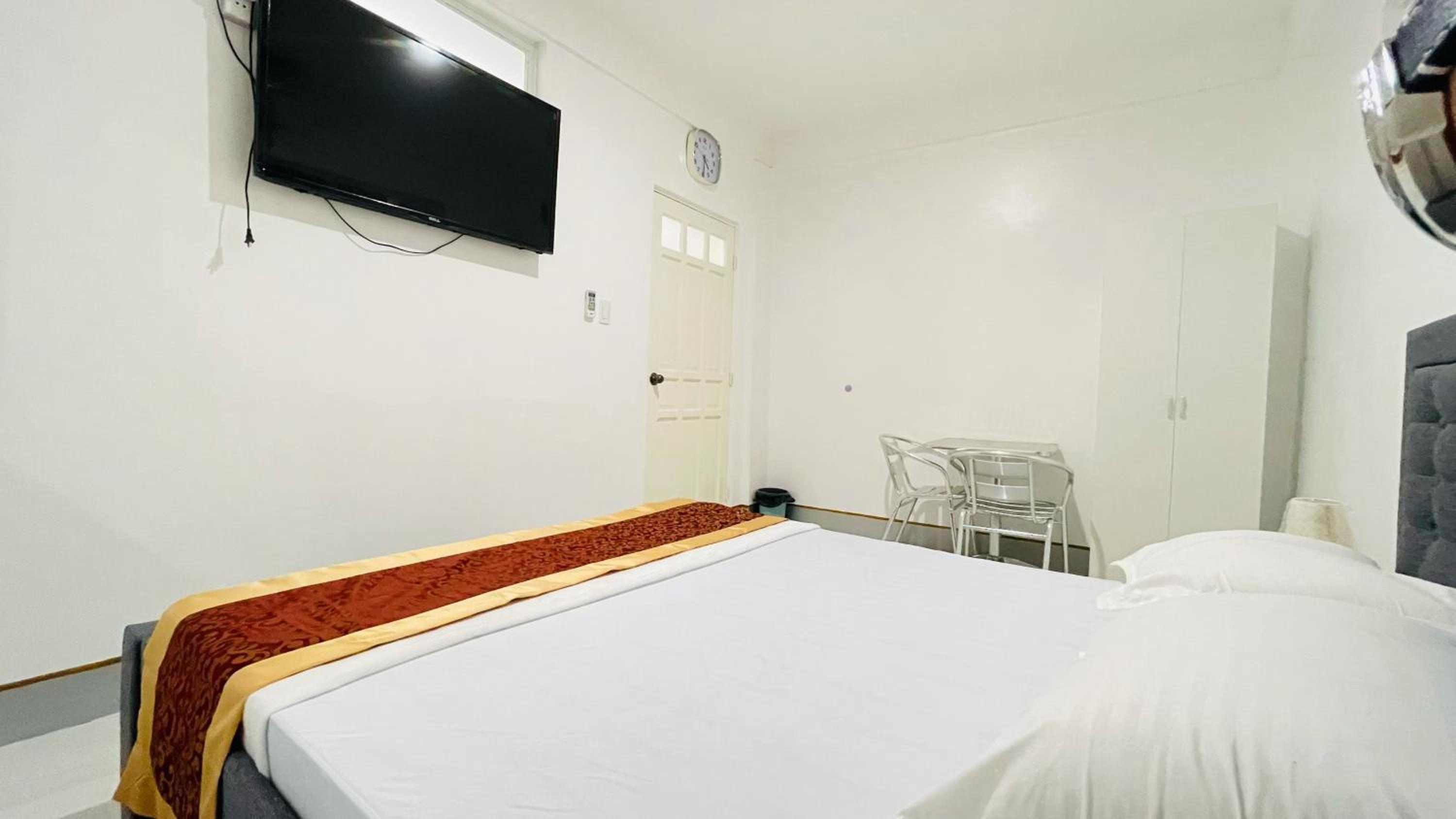 Queen Suite