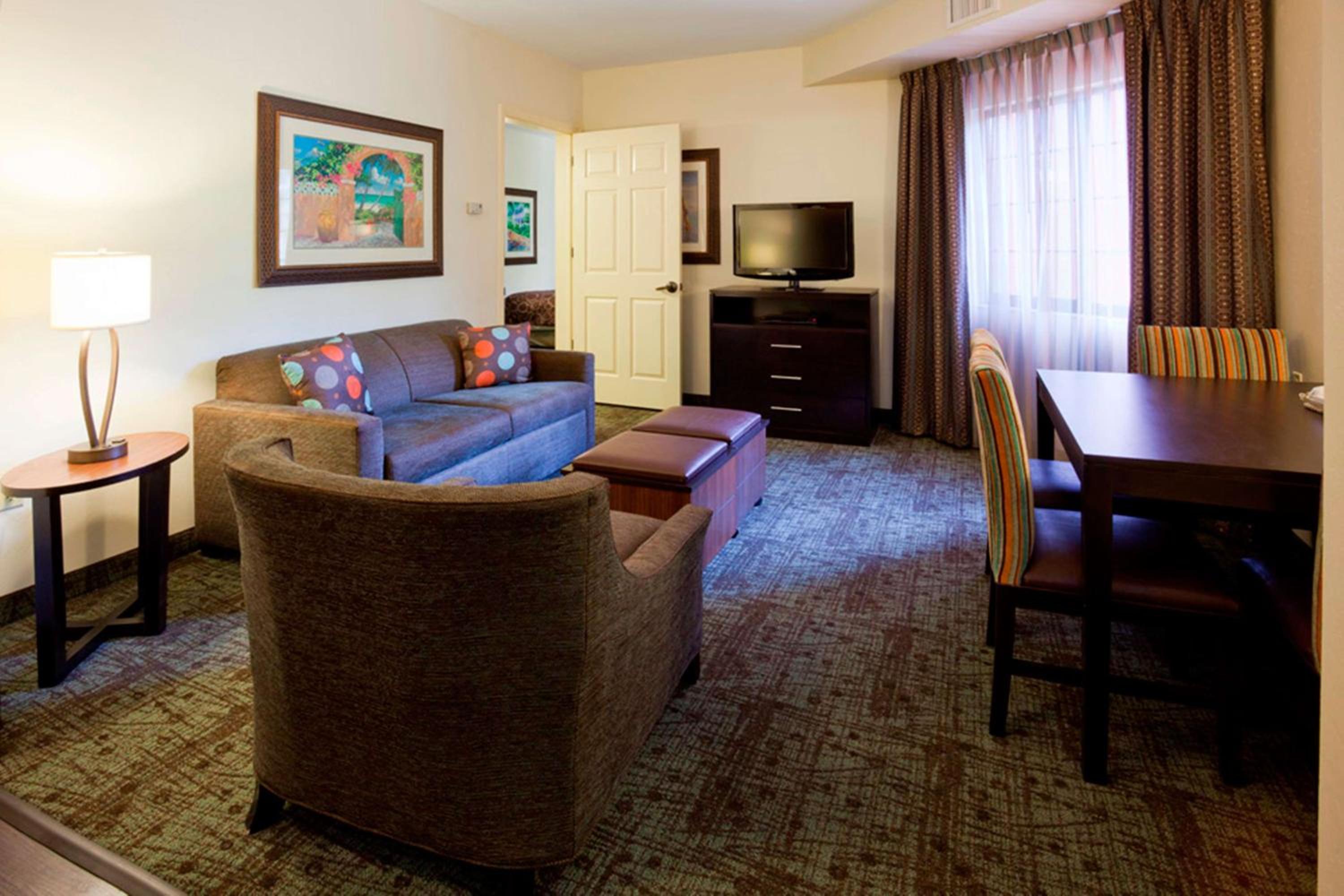 Two-Bedroom Suite with Queen and Two Double Beds photo 1