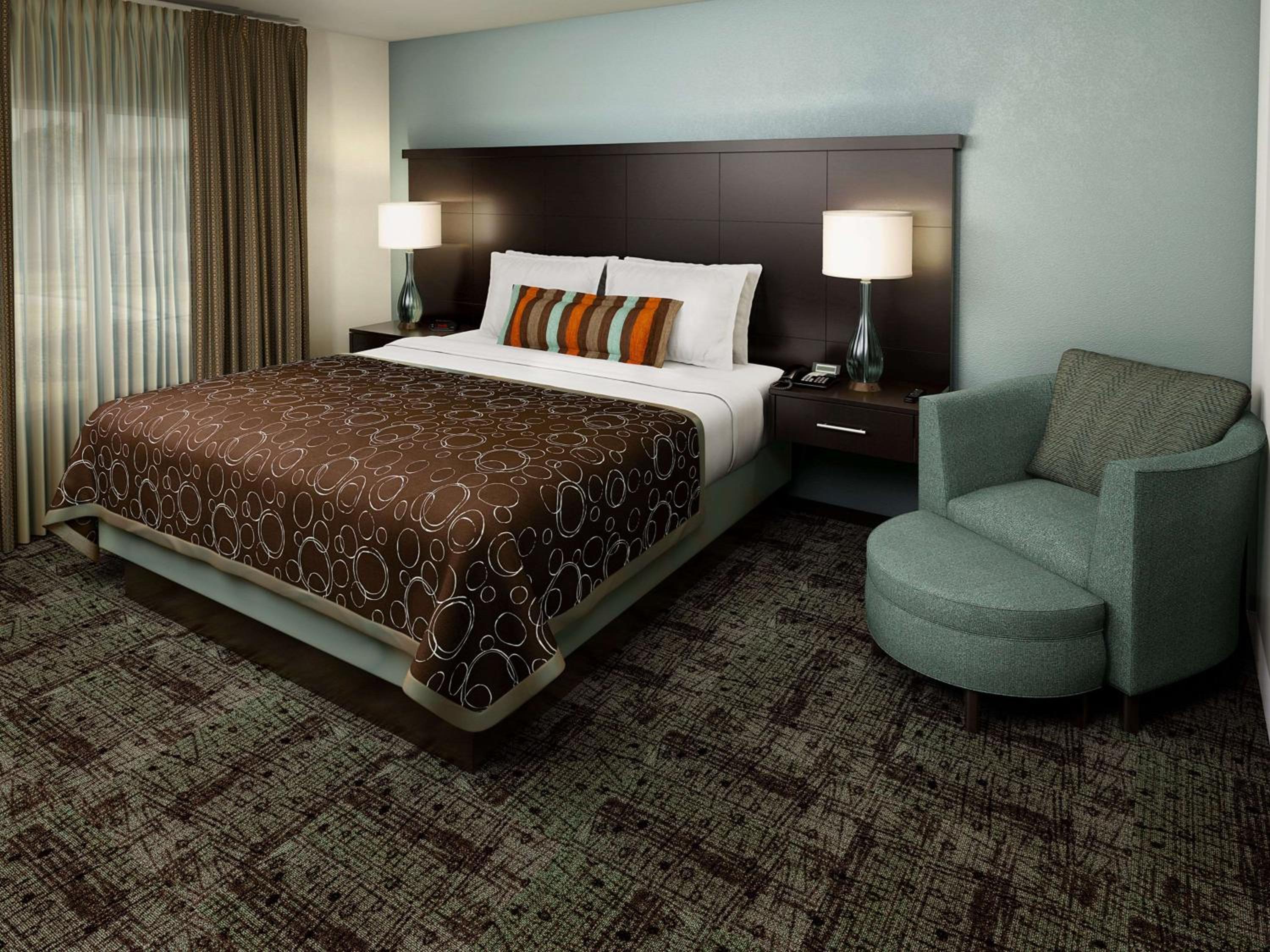 One-Bedroom King Suite photo 3