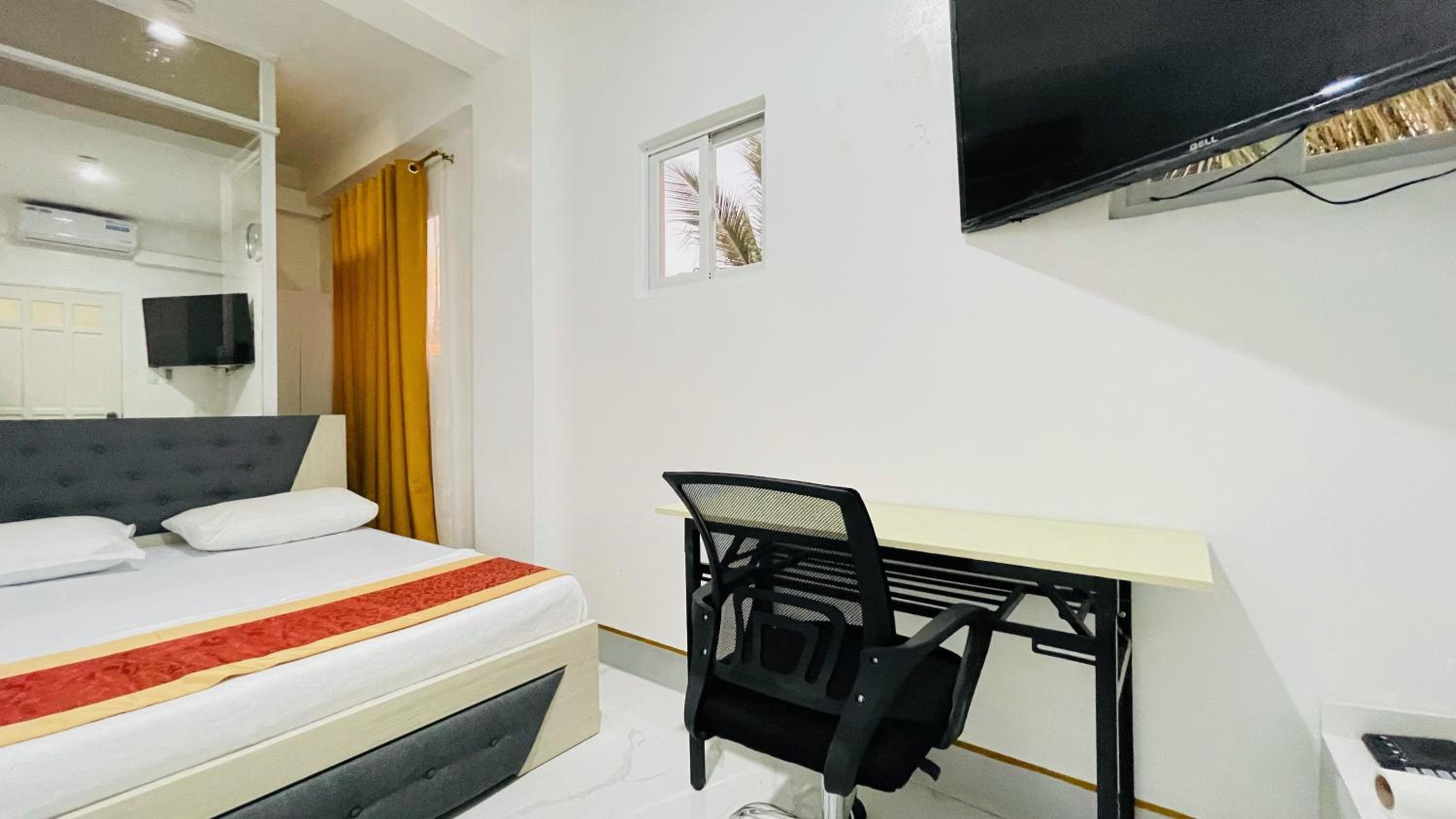 Queen Suite