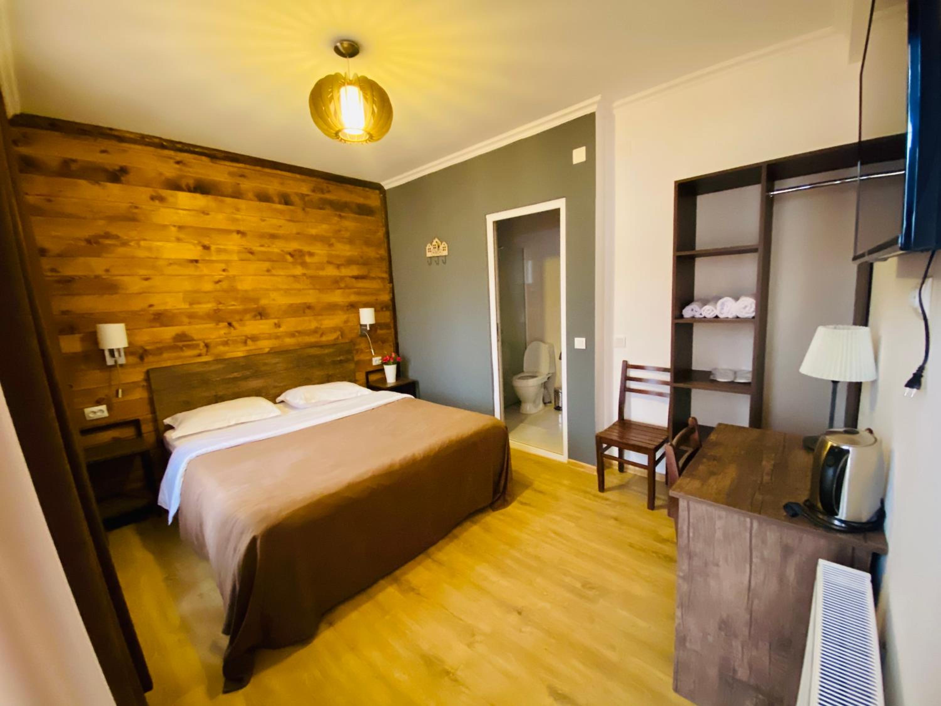 Double Room with Mountain View