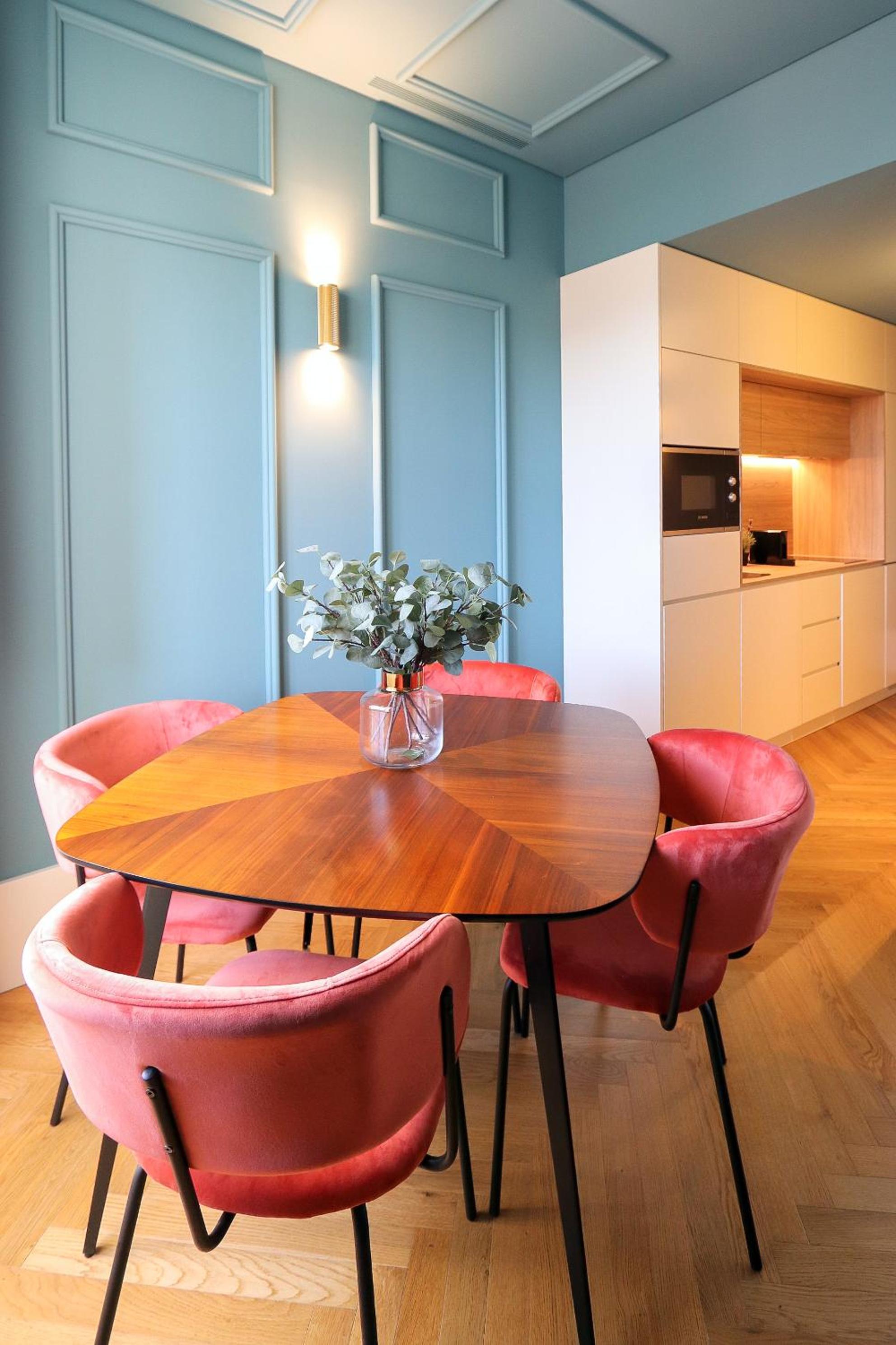 One-Bedroom Apartment - Photo 4