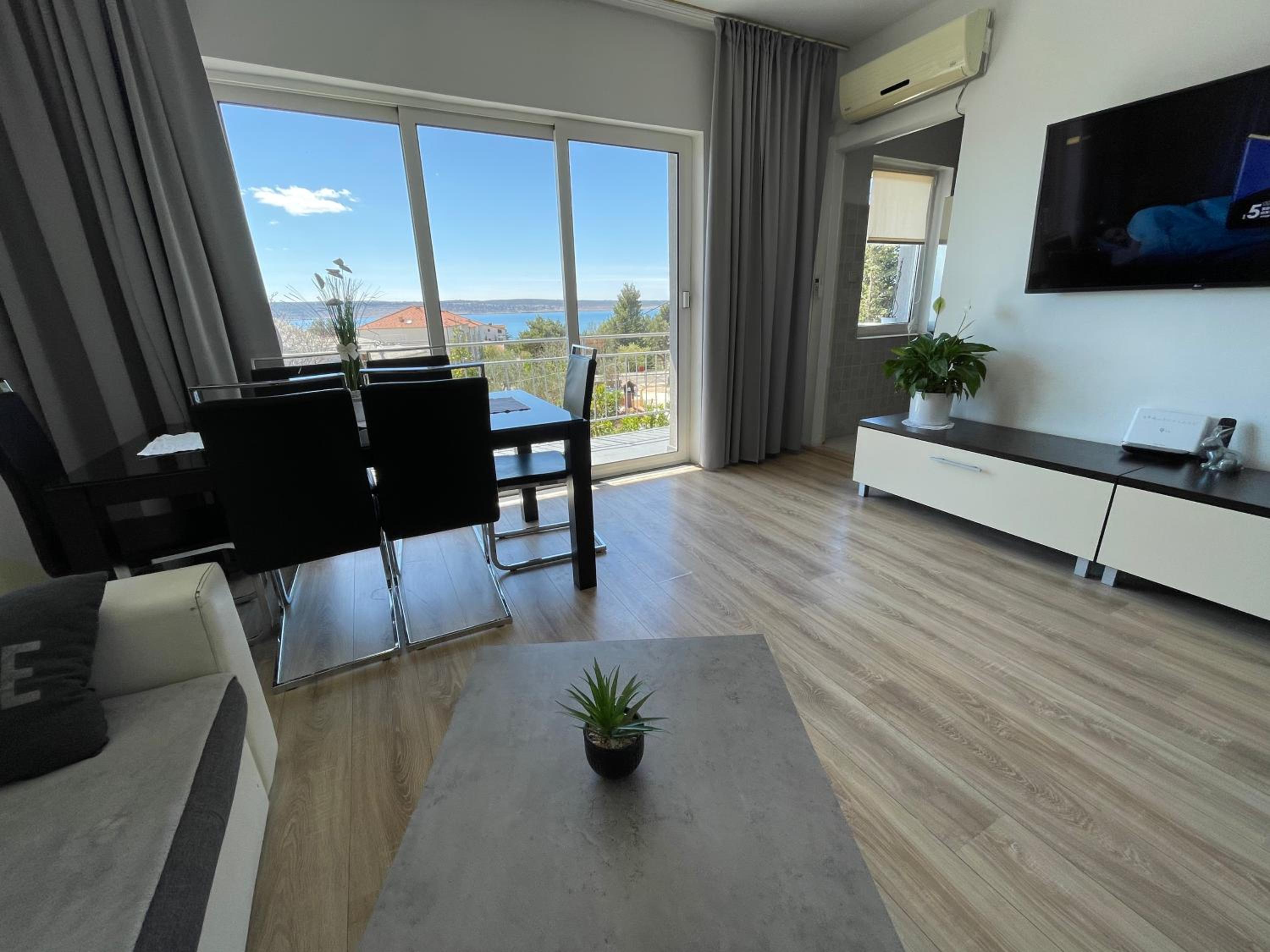 Three-Bedroom Apartment photo 1