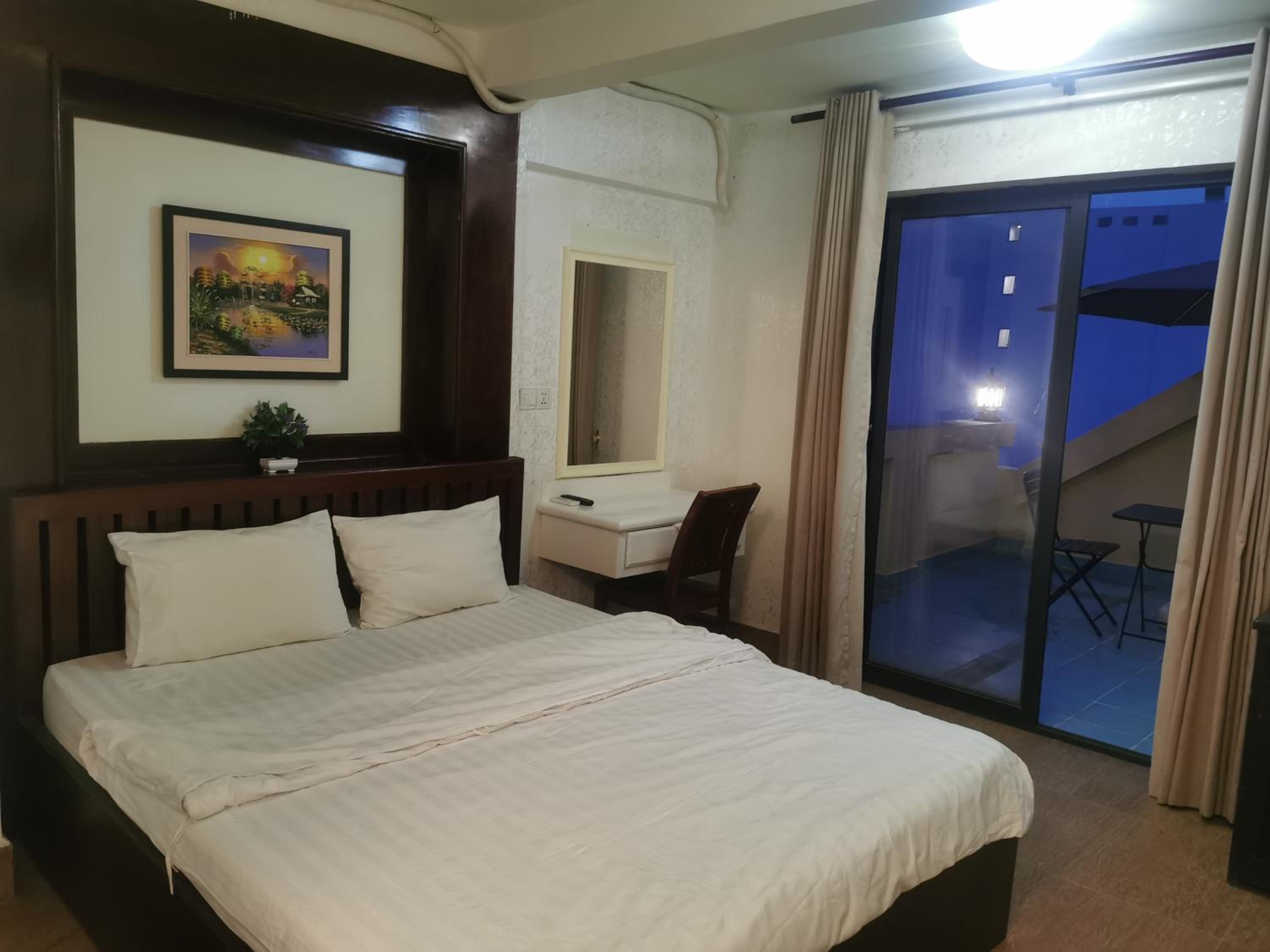 Deluxe Double Room with Balcony