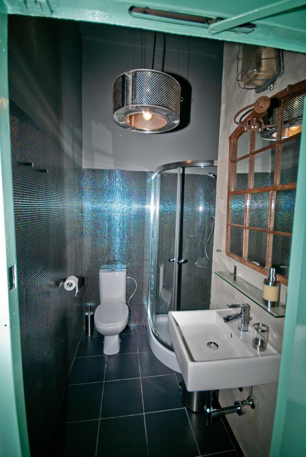 Double or Twin Room with Private Bathroom photo 2