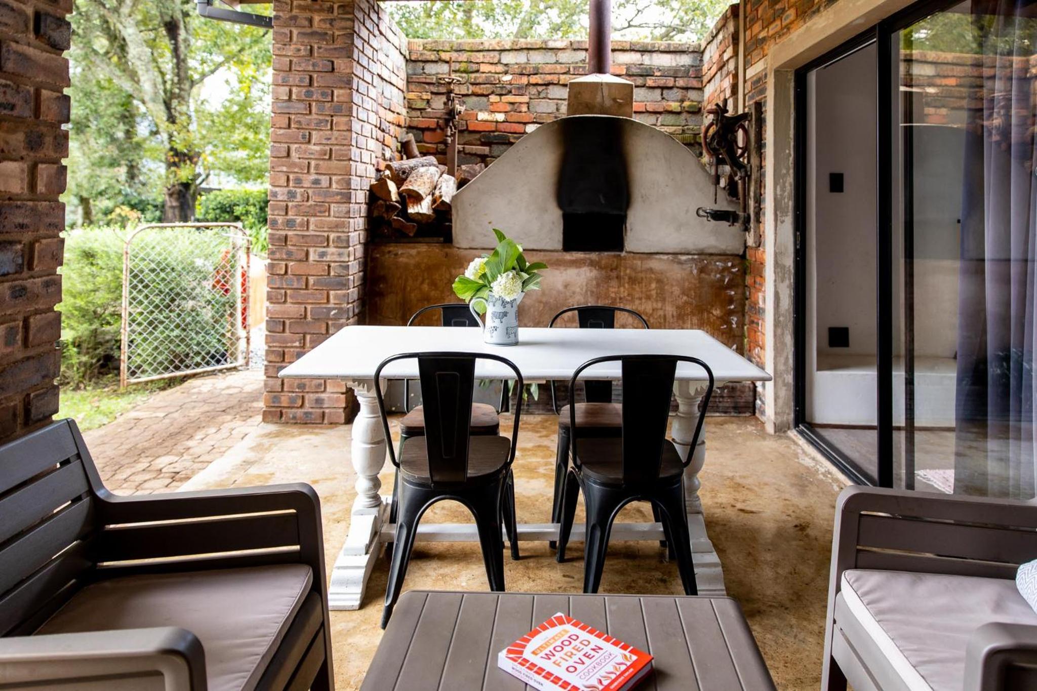 One-Bedroom Apartment - Photo 15