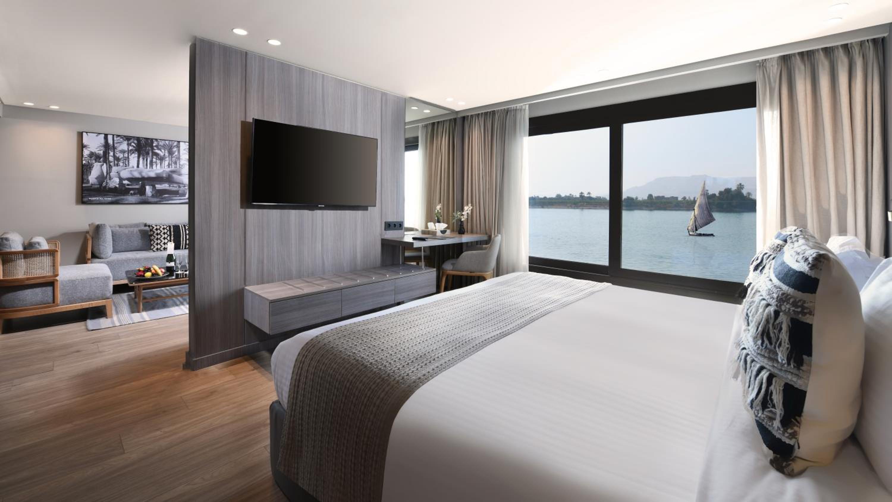 Presidential Suite photo 1