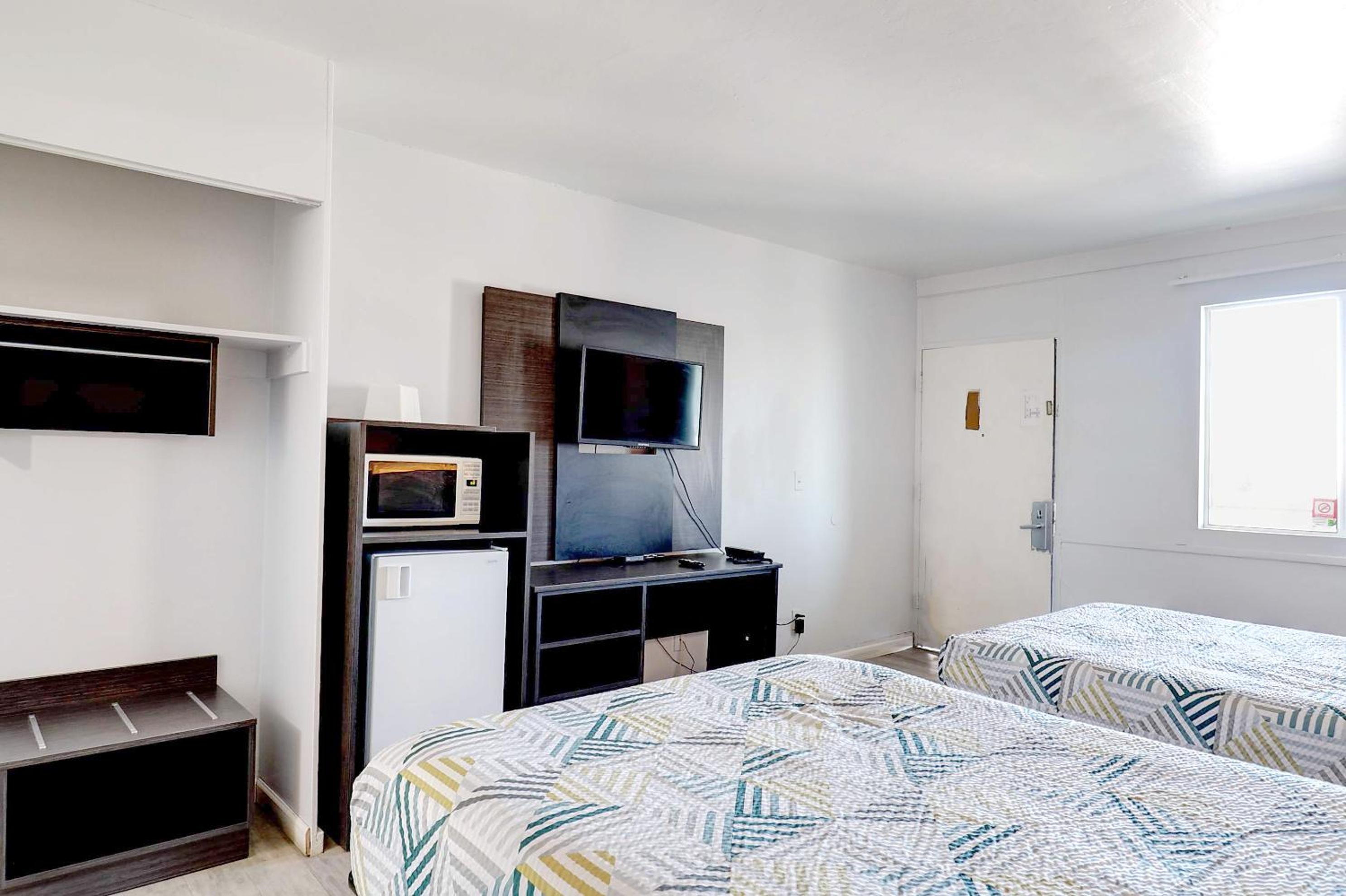 Quadruple Room - Photo 5