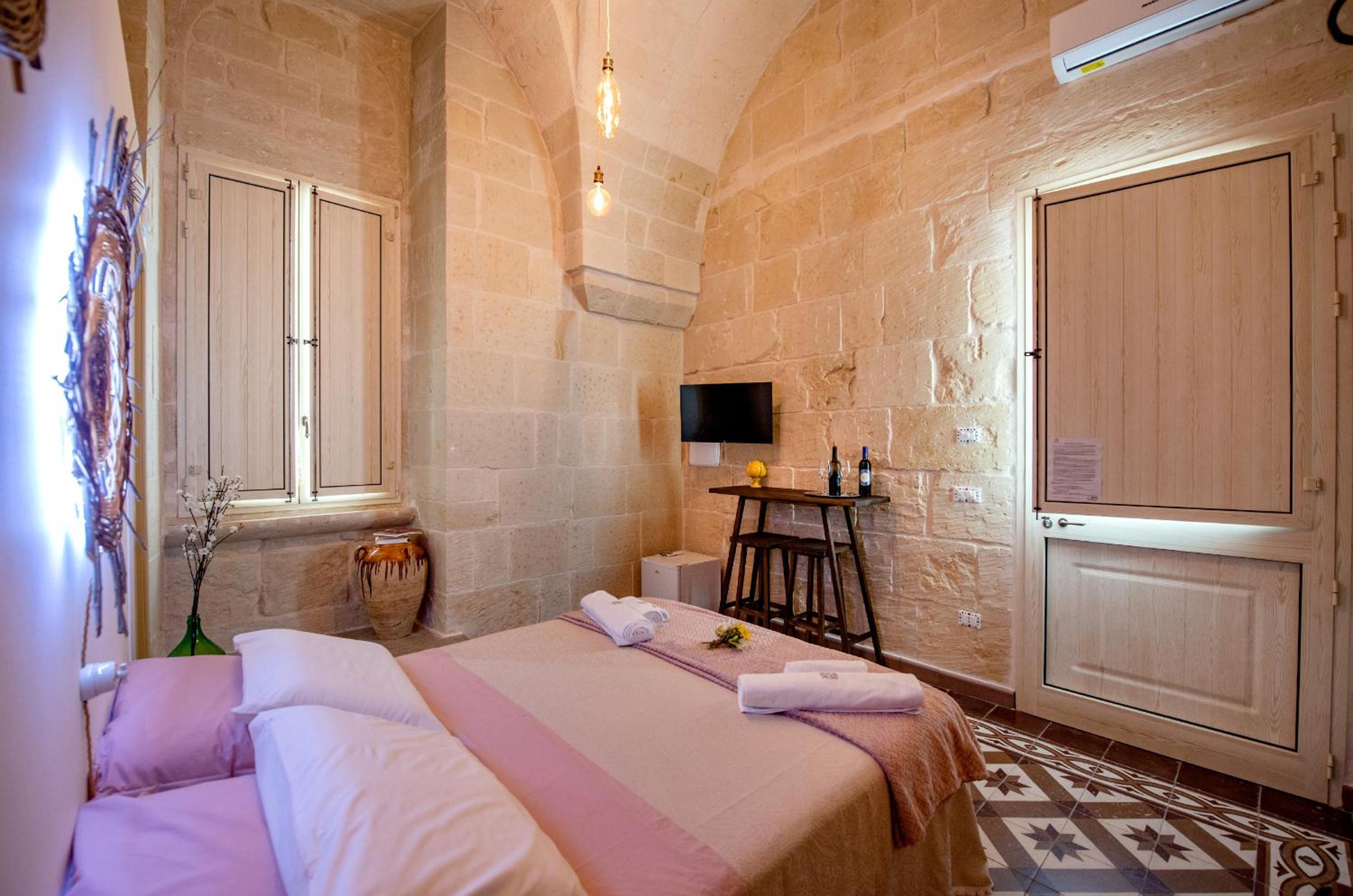 Double Room with Spa Bath