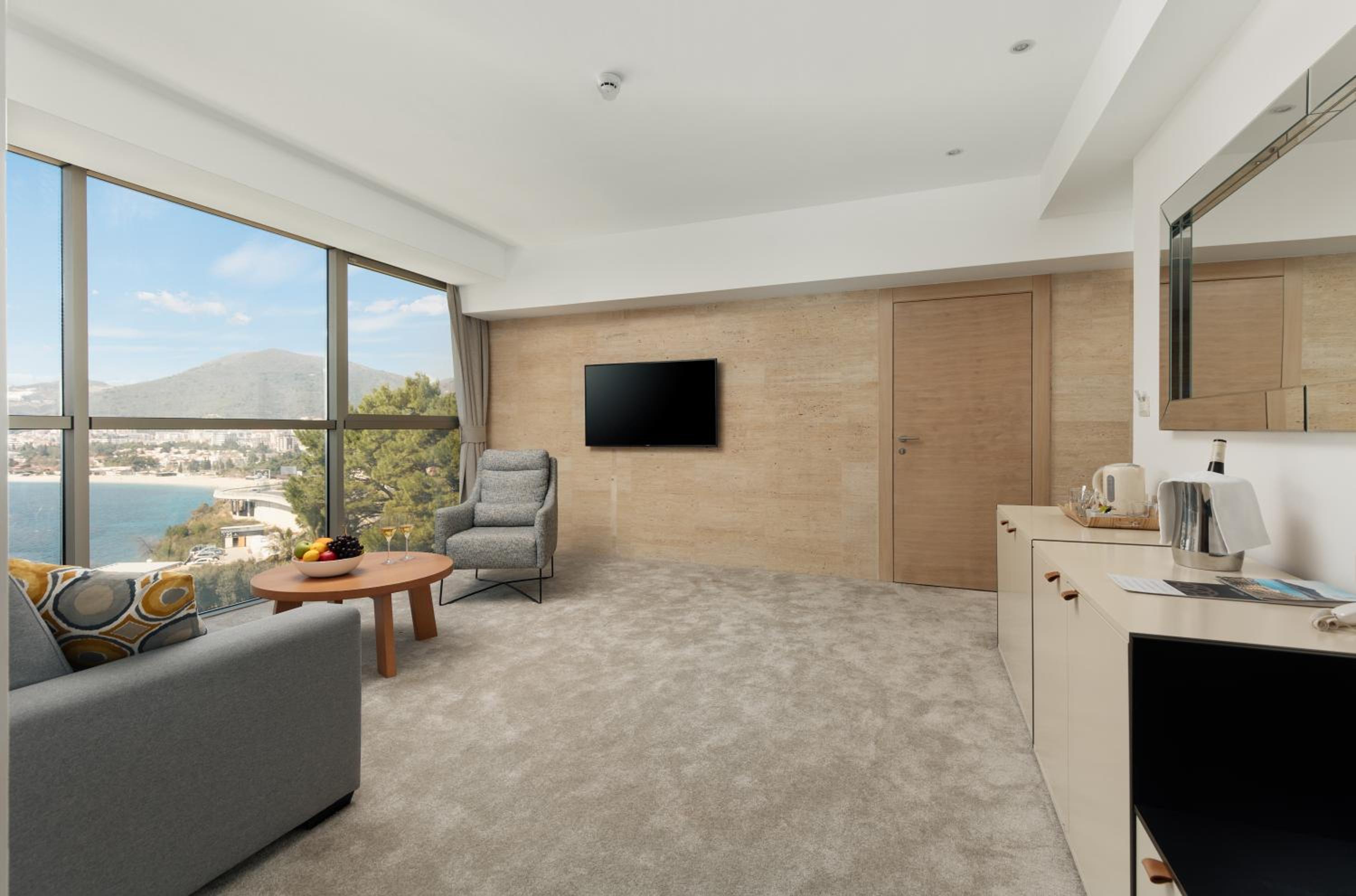 Duplex Suite with Sea View