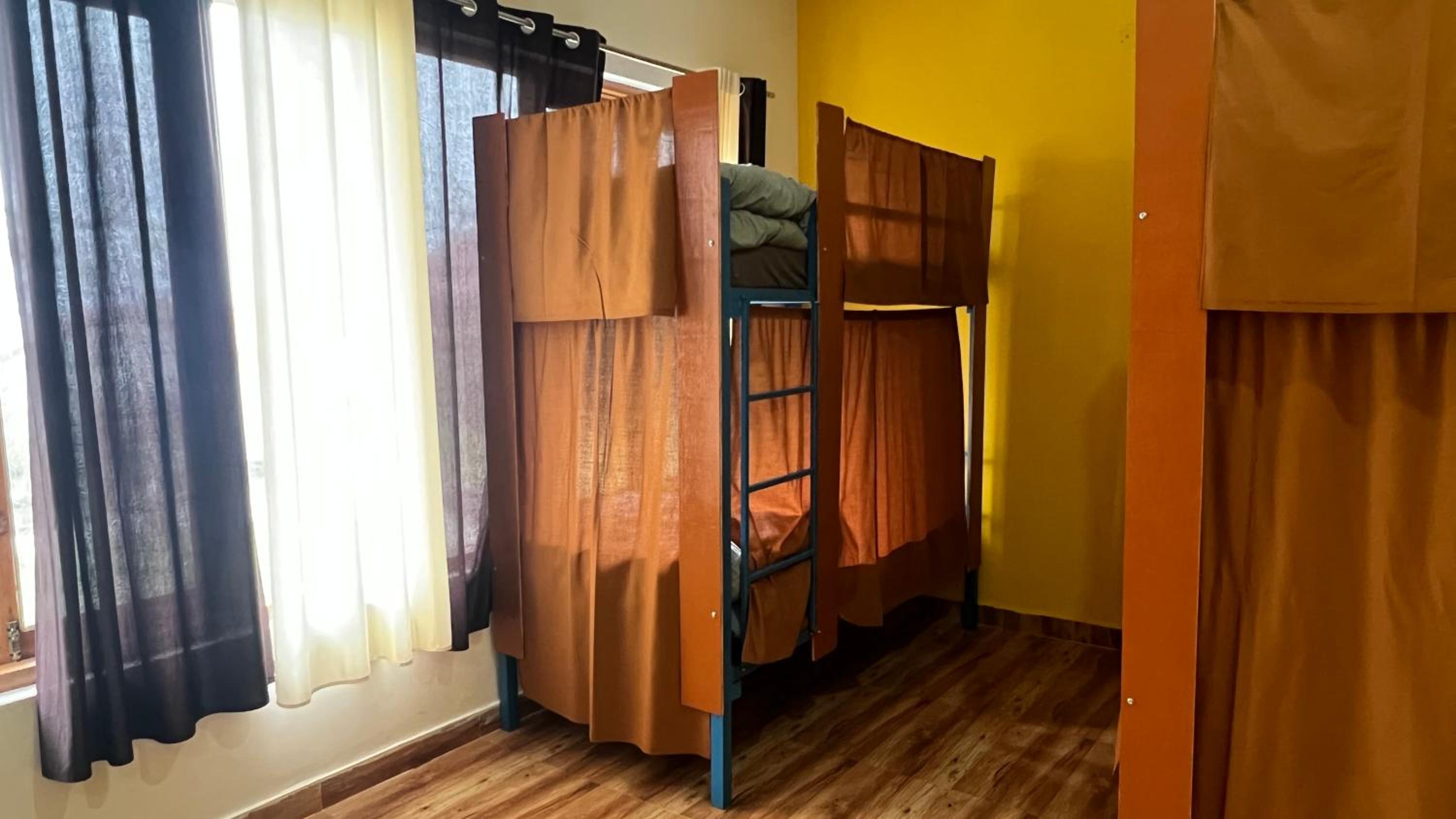 Bed in 6-Bed Dormitory Room photo 1