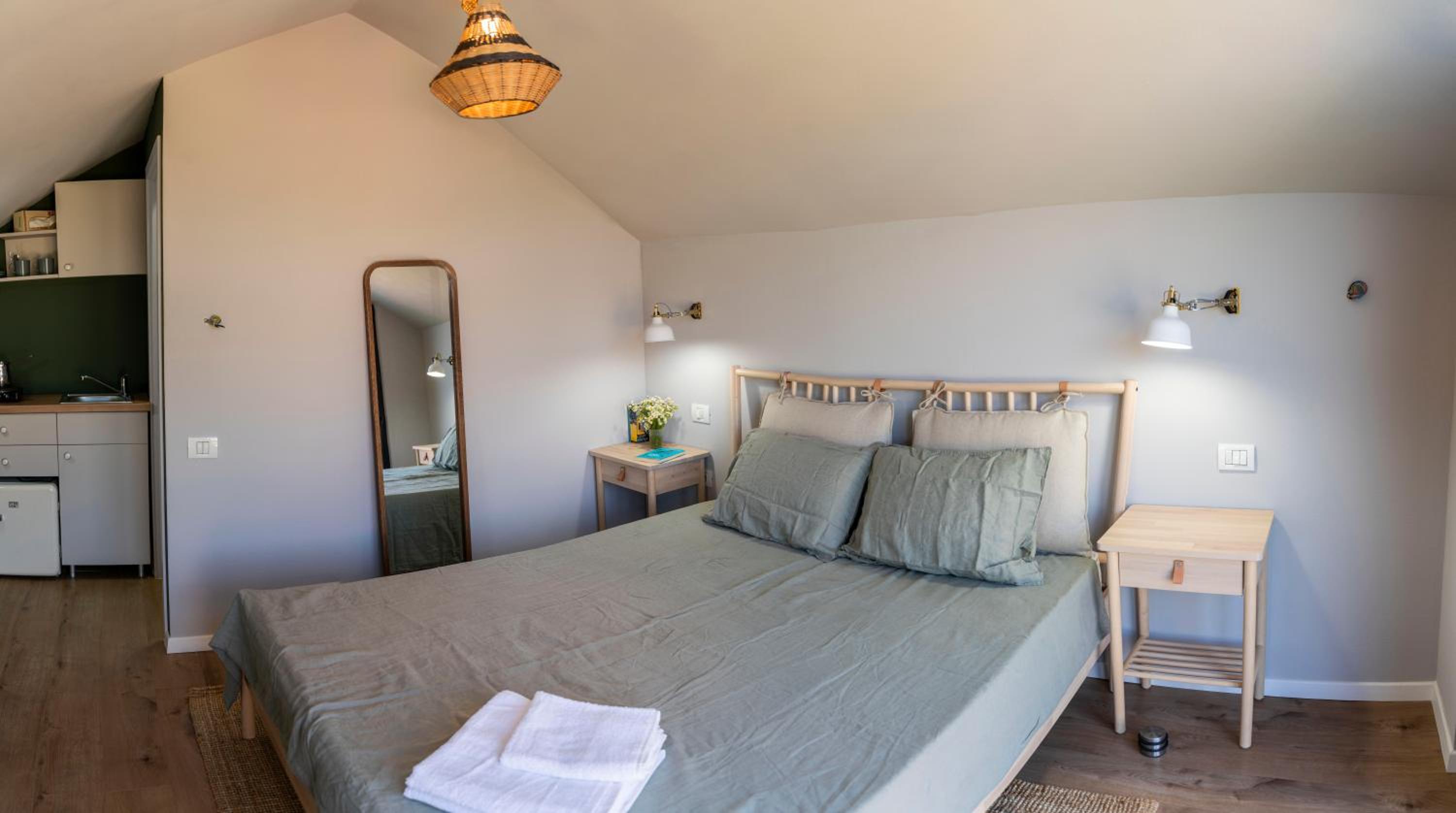 King Room with Mountain View - Photo 5