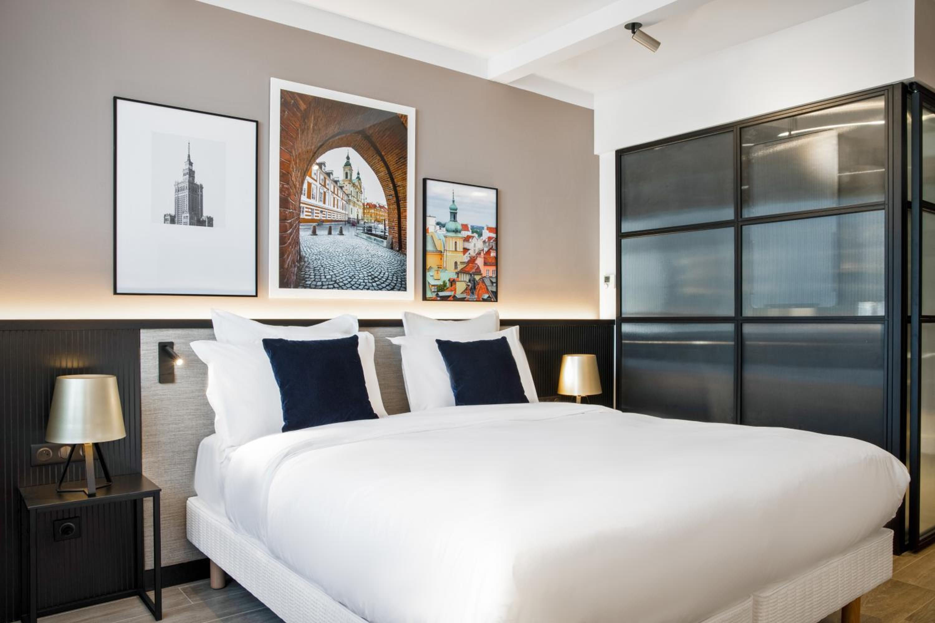 Superior Room with 1 Queen Bed - Photo 14