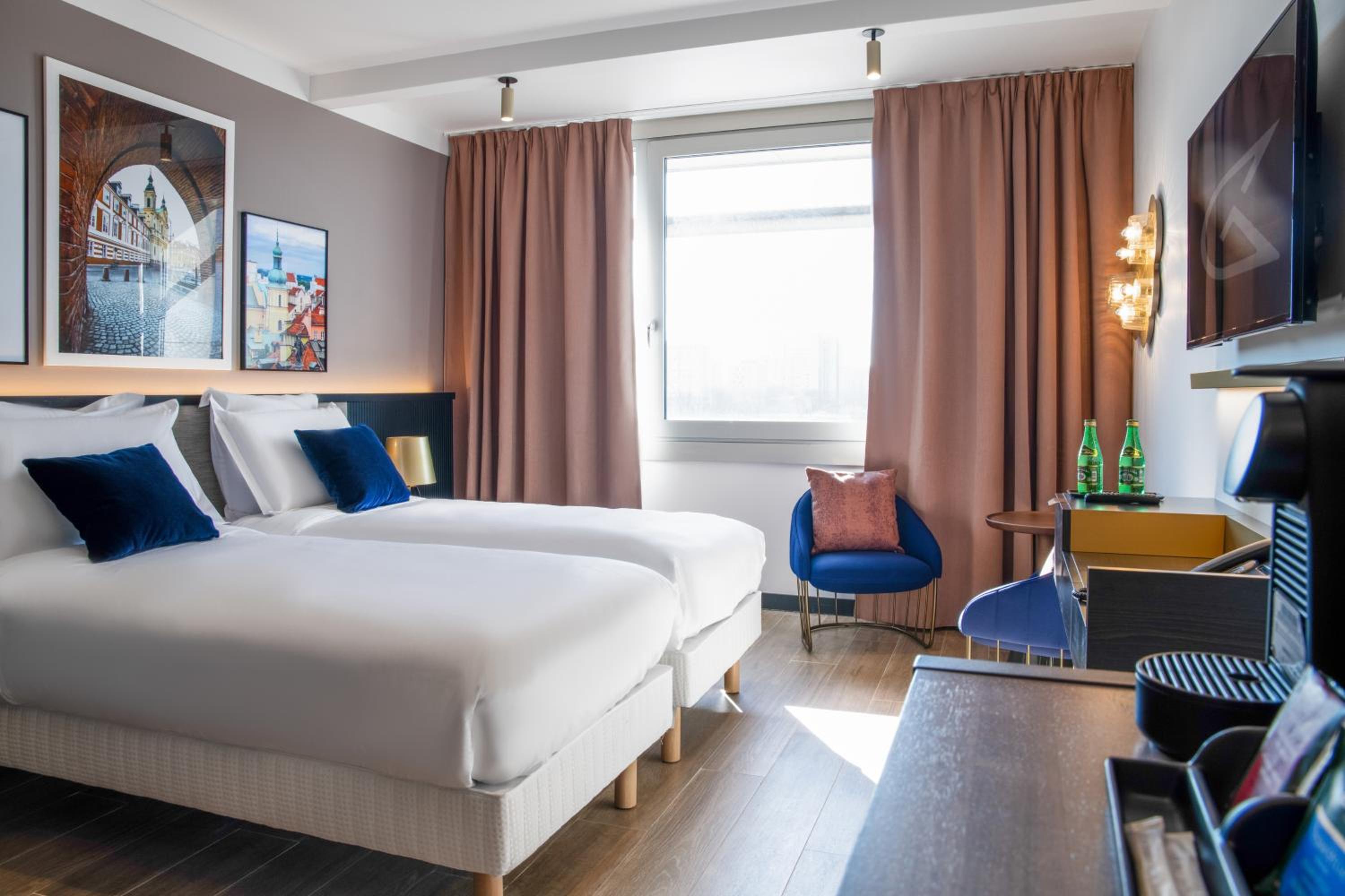Superior Room with 2 Single Beds - Photo 1
