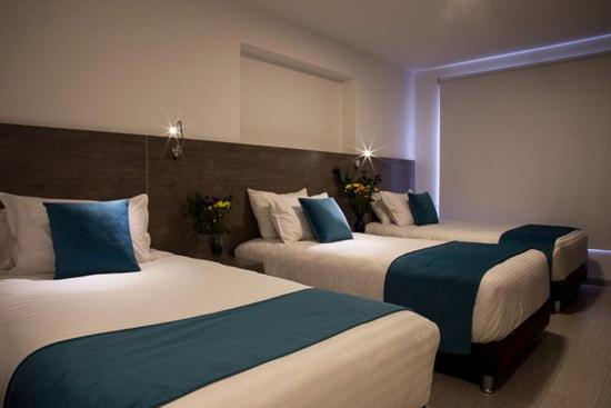 Comfort Triple Room With Shower And City View