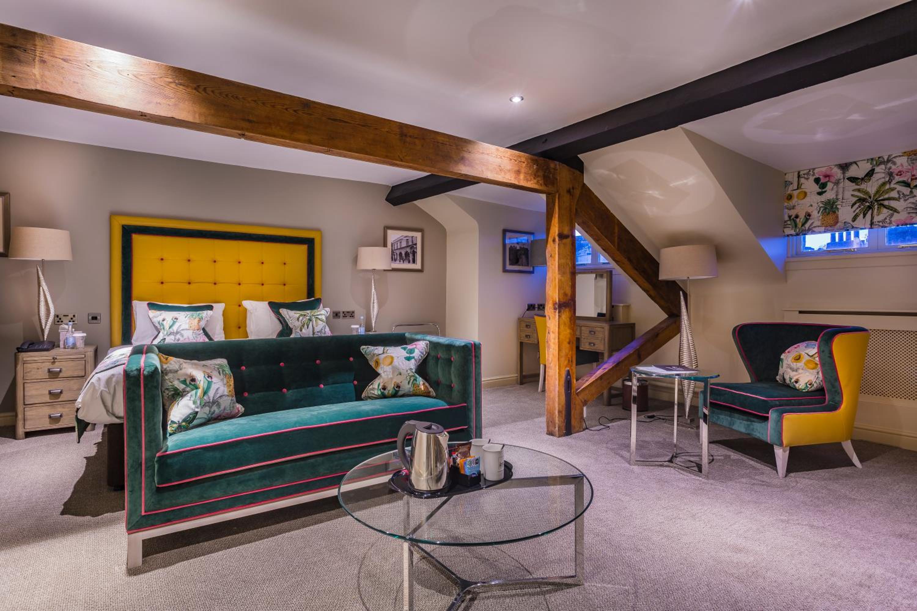 Deluxe Suite photo 2