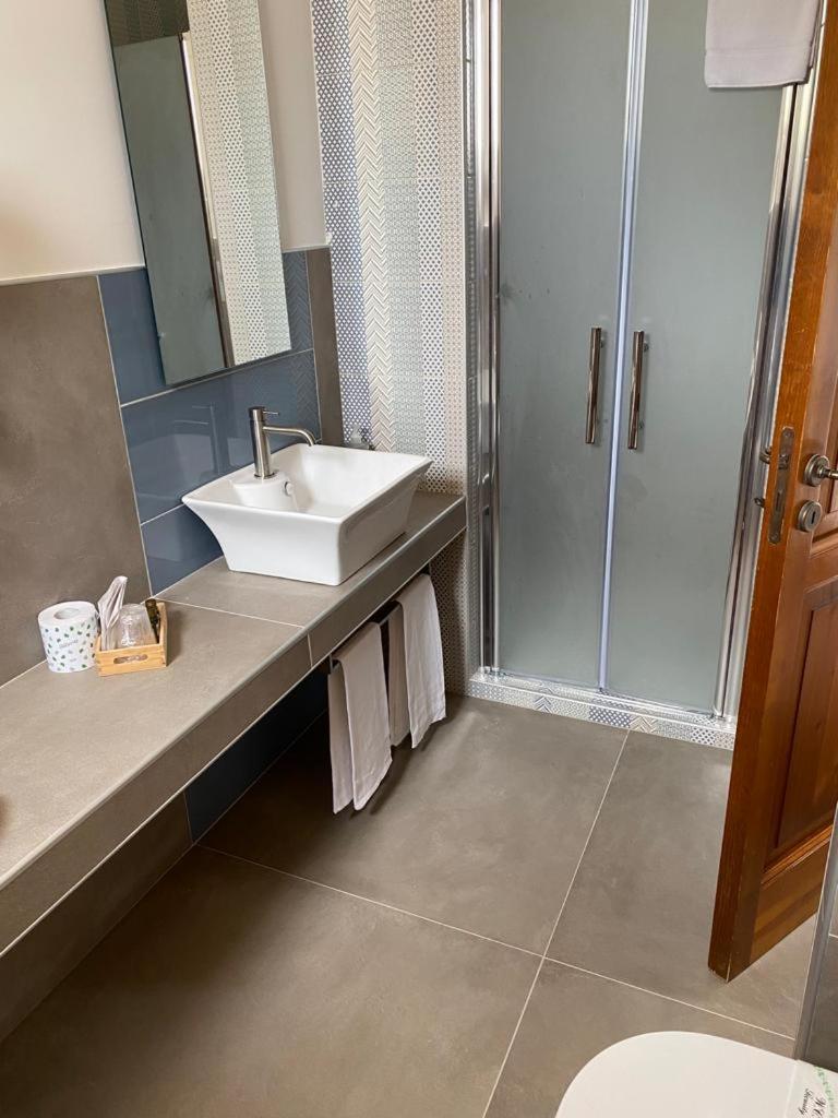 Double or Twin Room - Photo 68