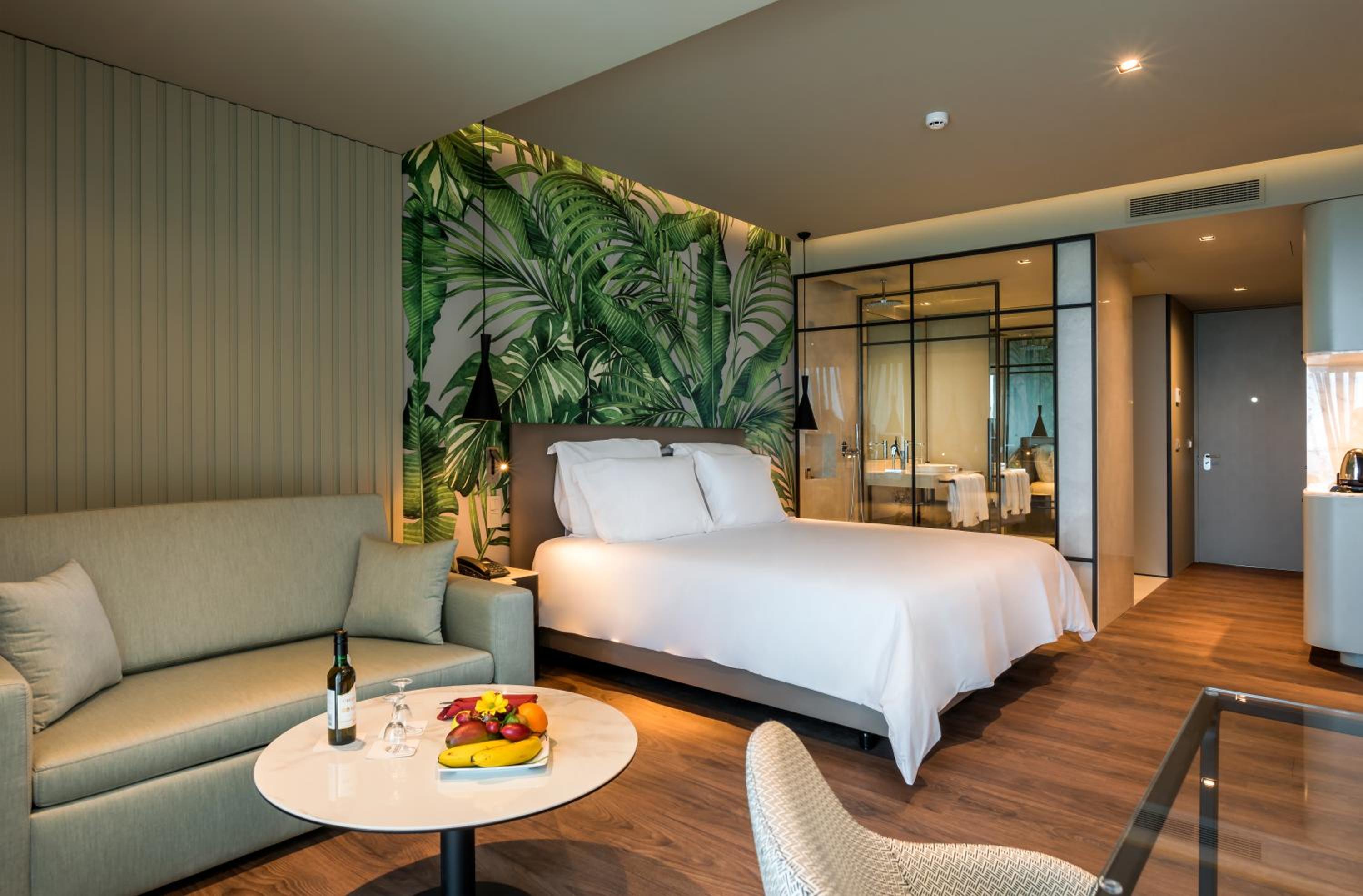 Deluxe Double Room - Photo 1