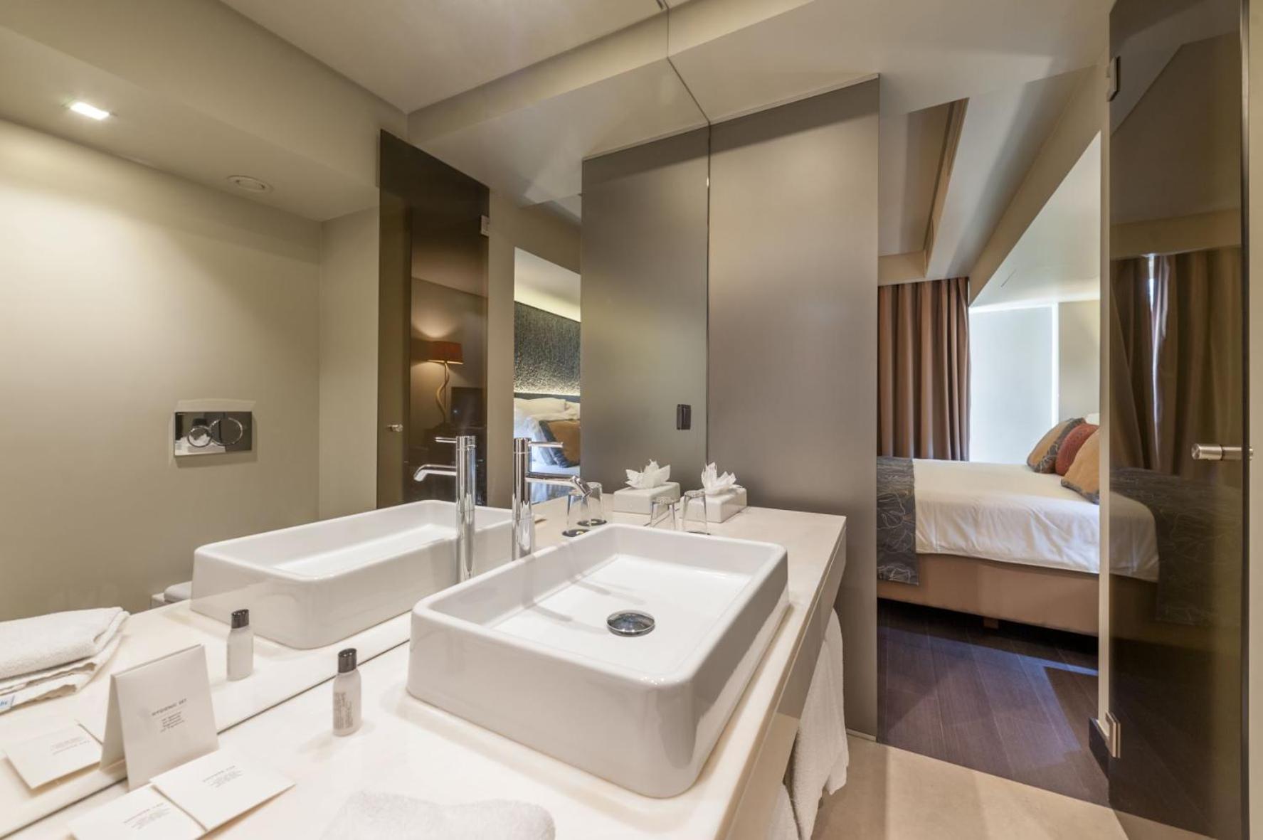 Superior Double Room - Photo 3