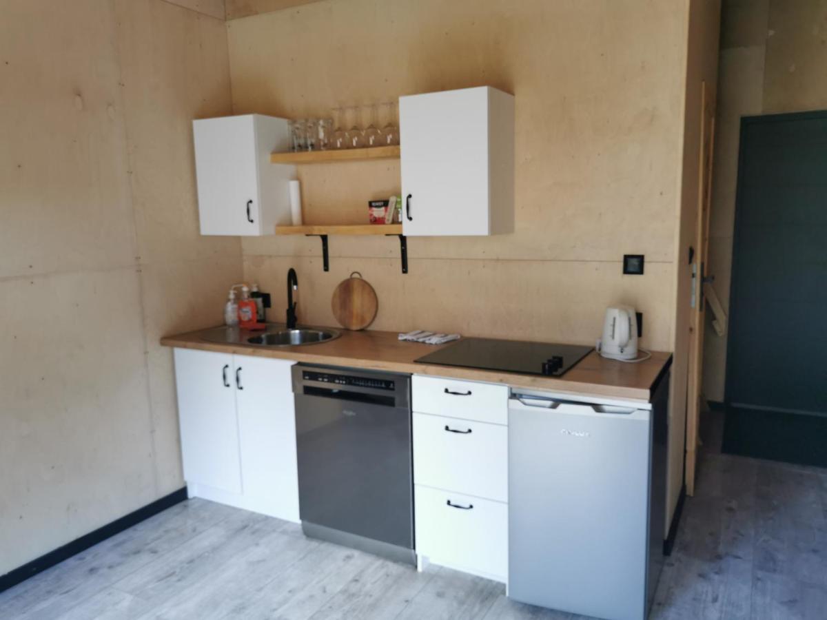 Studio Apartment - Photo 19