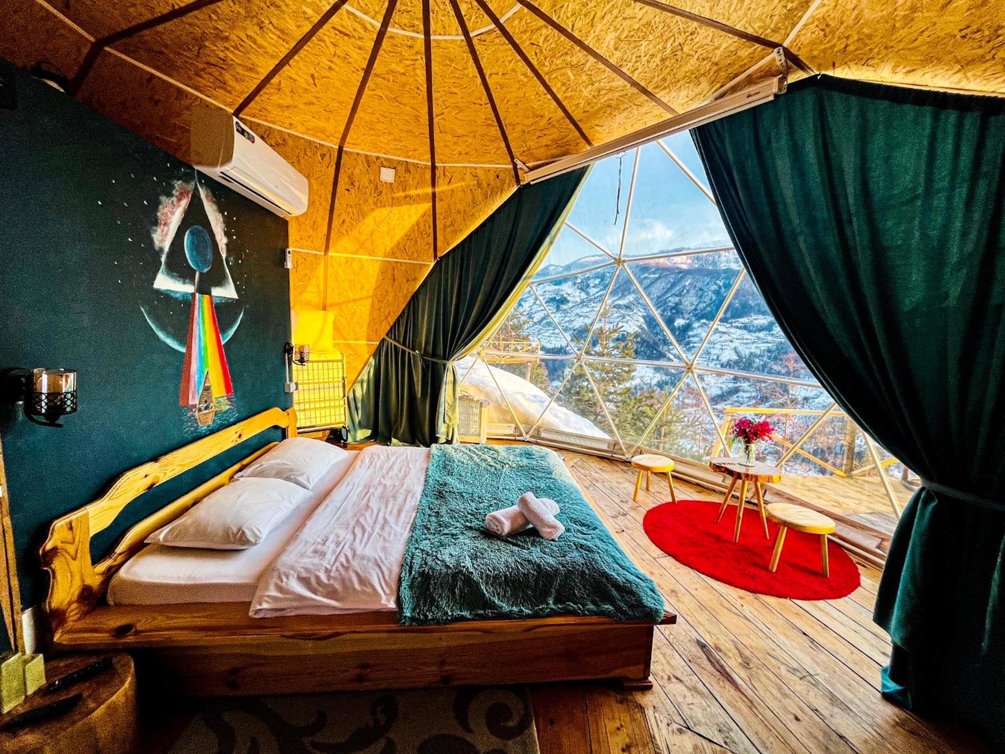Deluxe Double Room with Balcony - Photo 1
