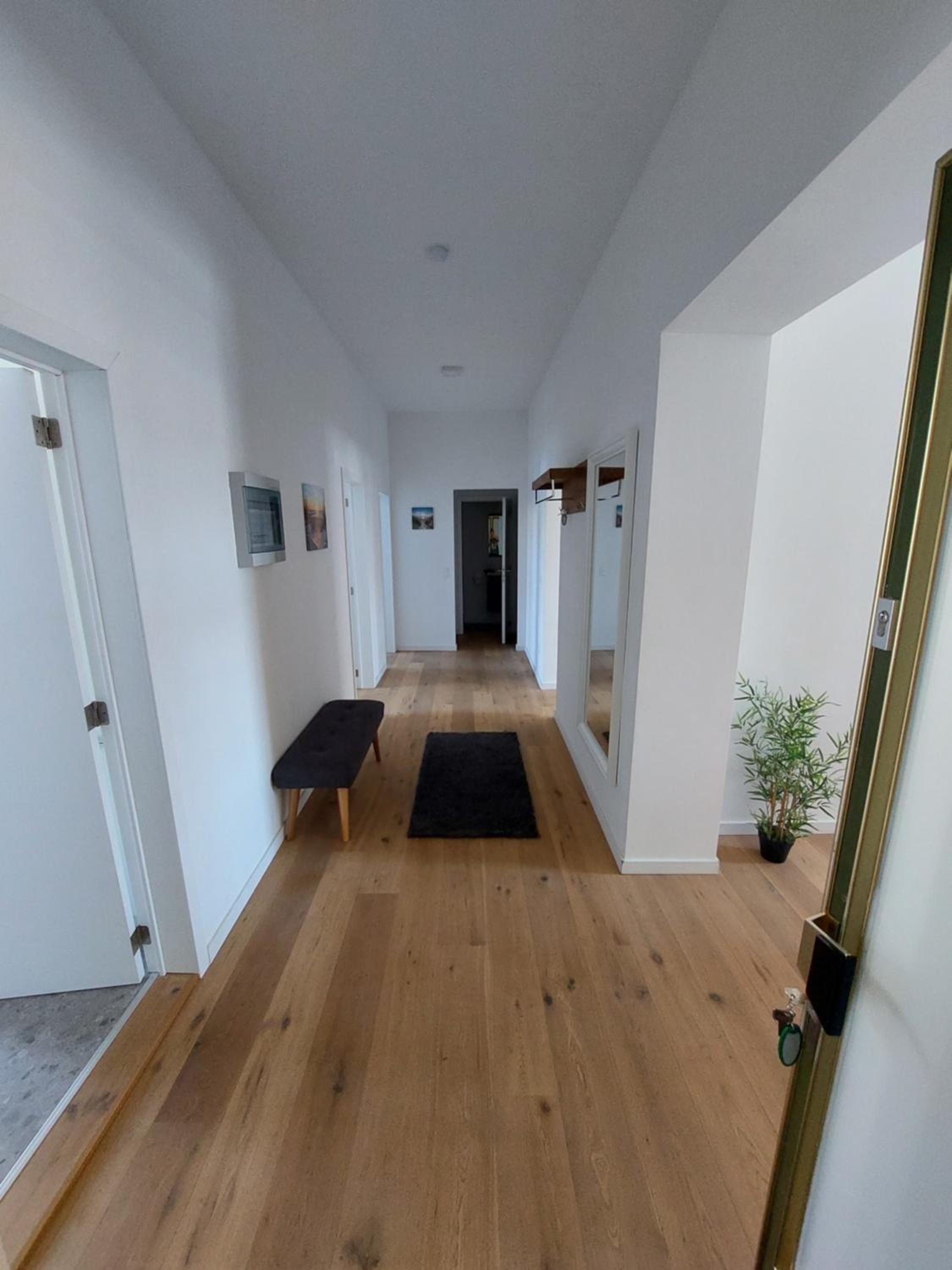 Three-Bedroom Apartment - Photo 25