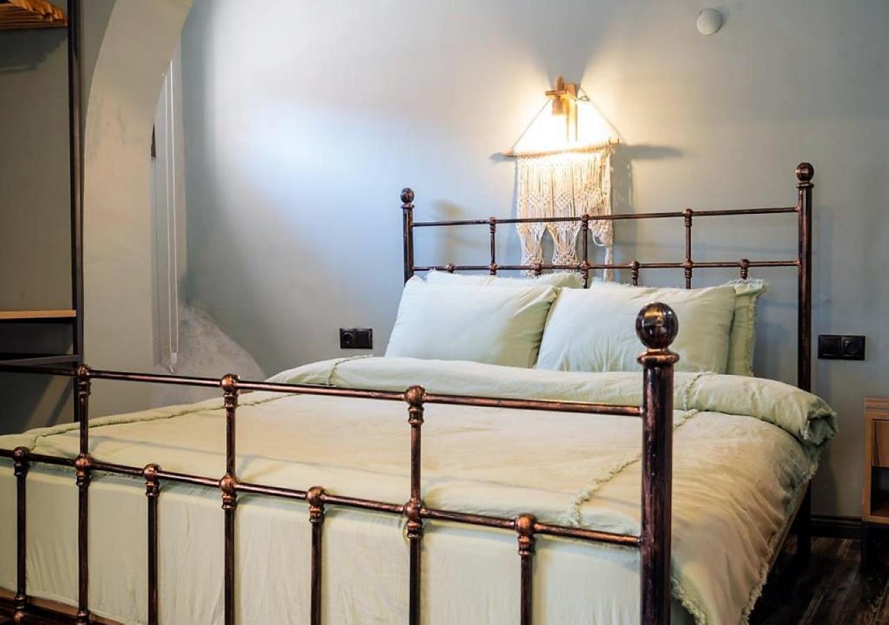 Budget Double Room photo 1