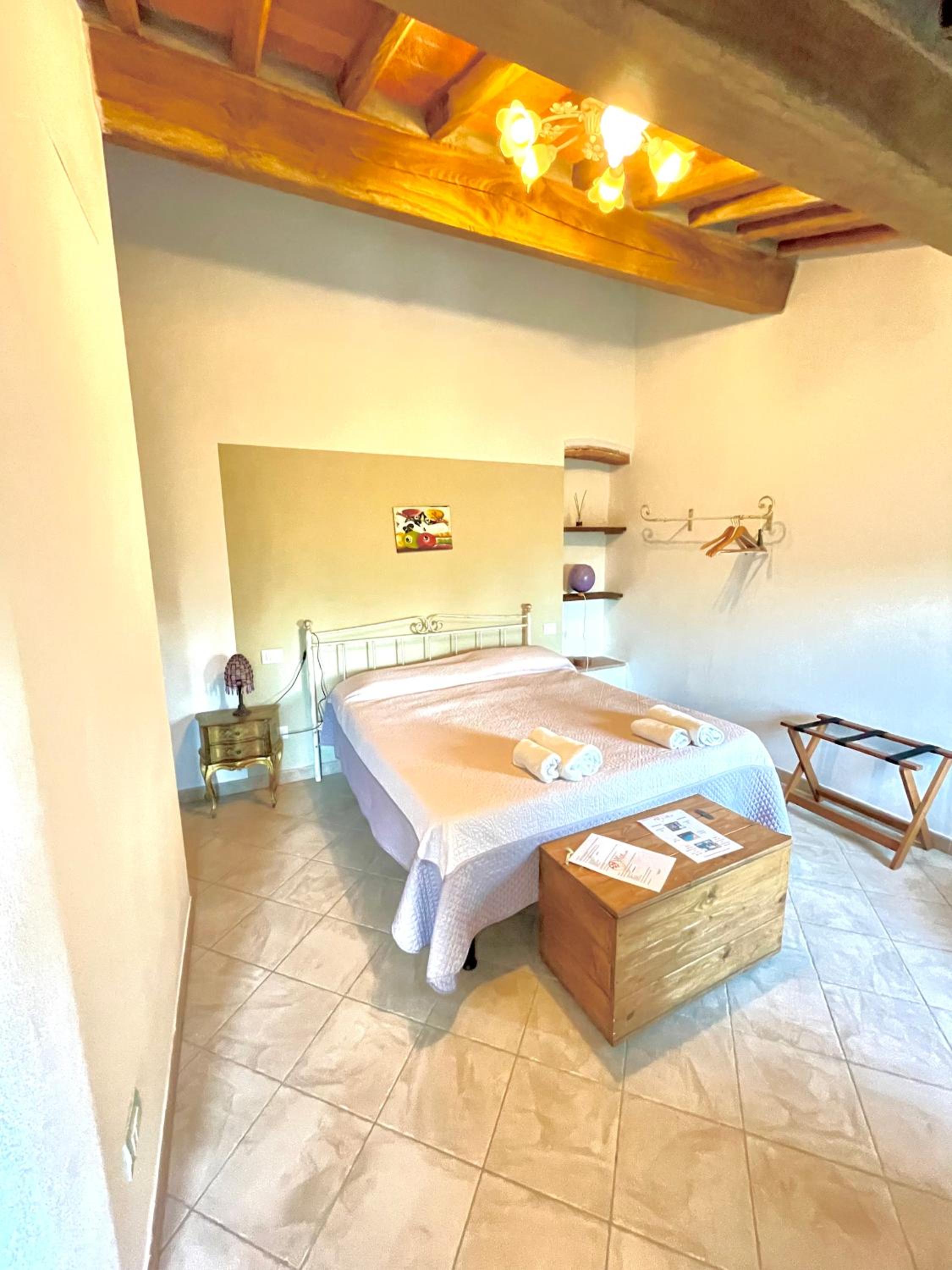 Double Room - Photo 14