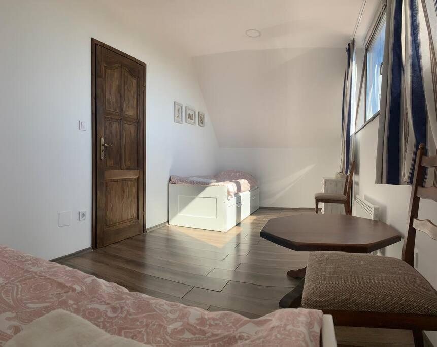 Two-Bedroom Apartment - Photo 5