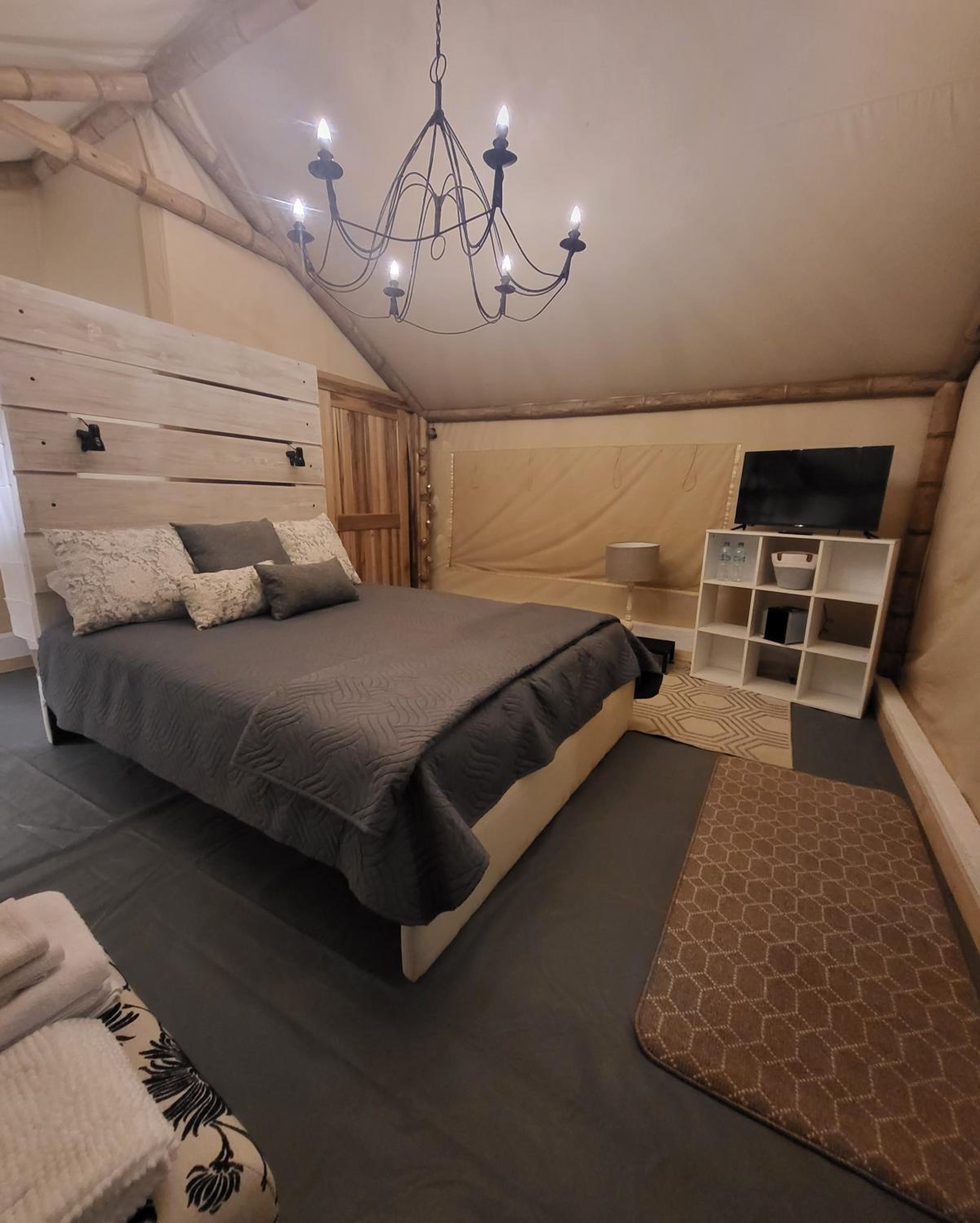 Tent photo 1
