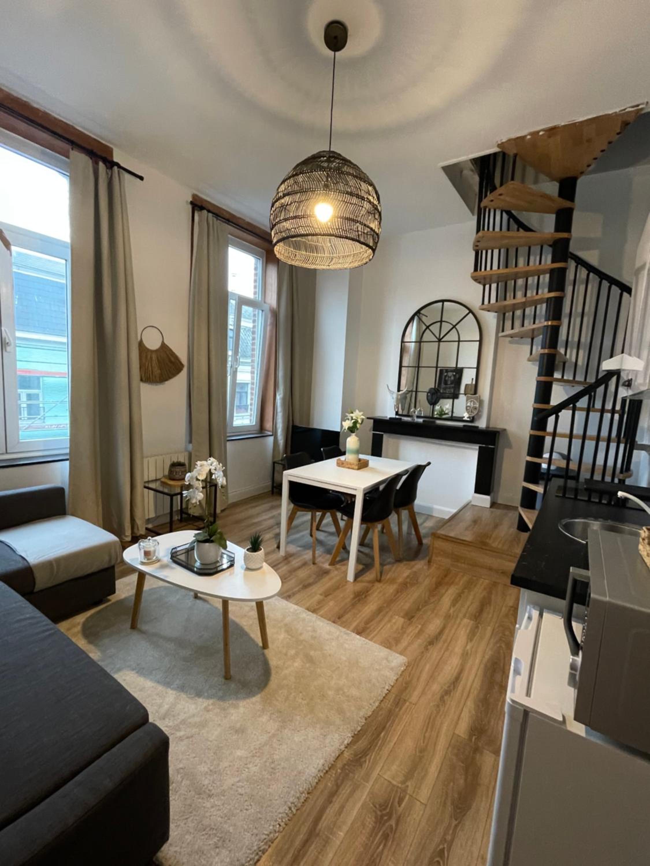 One-Bedroom Apartment