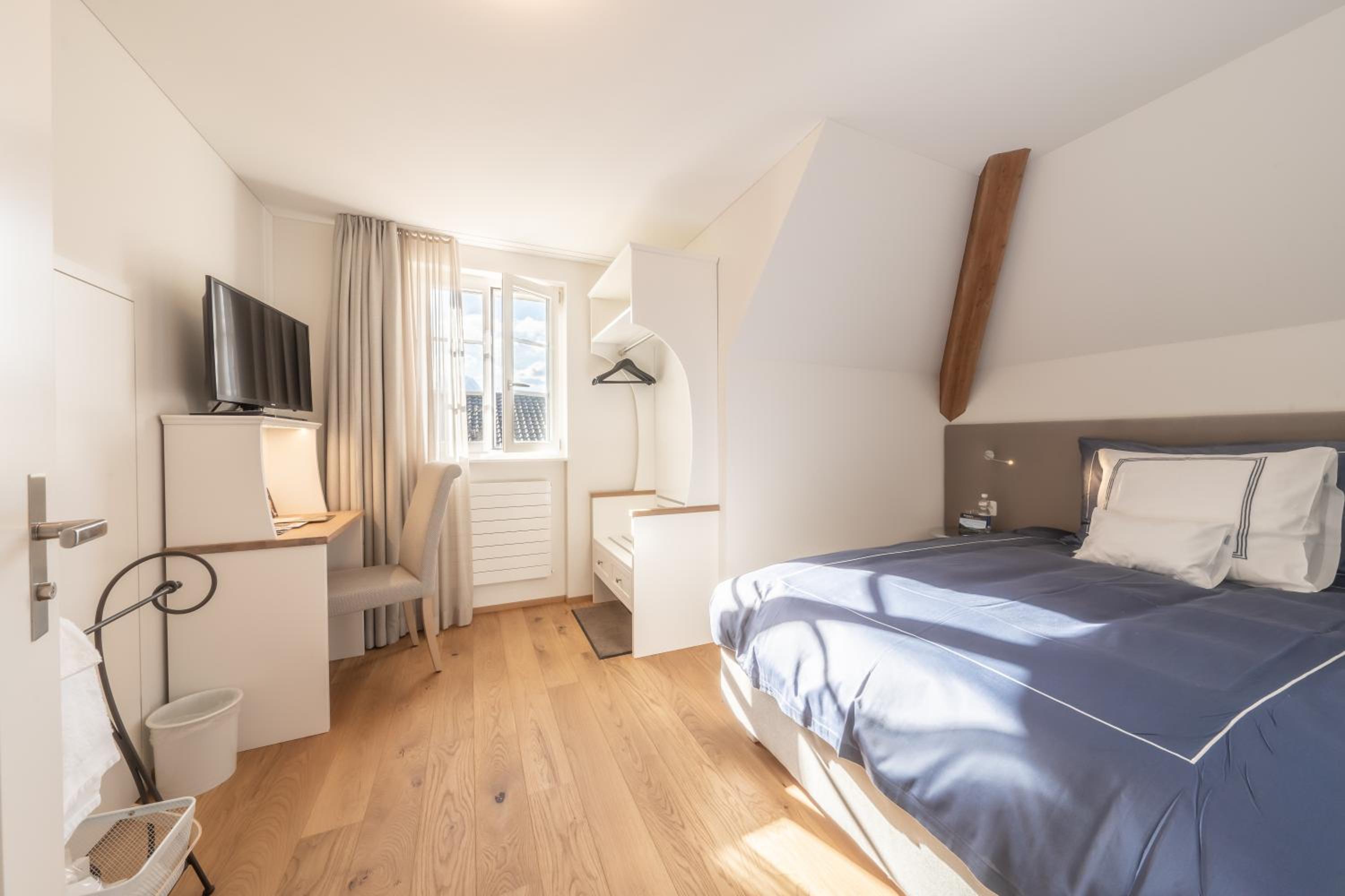 Double Room - Photo 4
