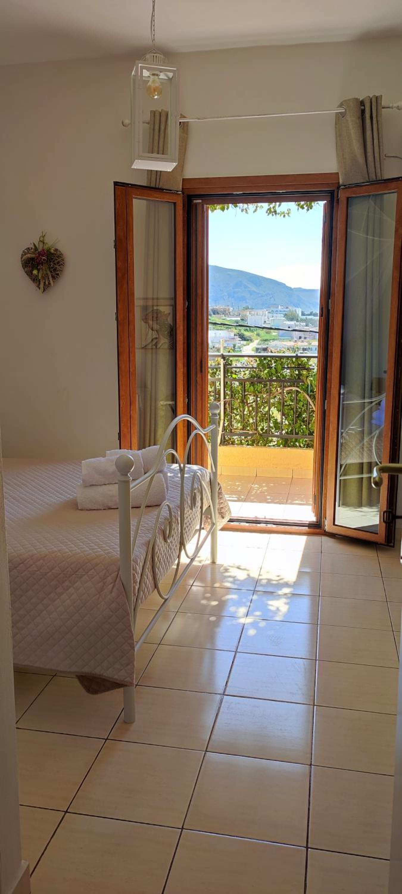 One-Bedroom Apartment with Balcony photo 1