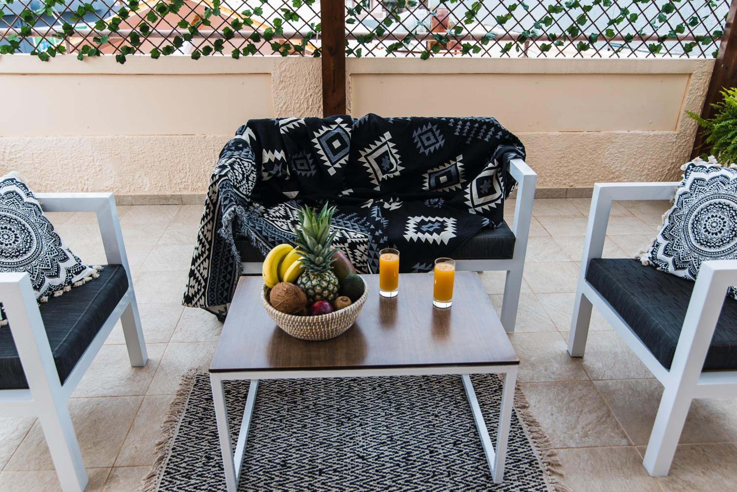 Superior Double Studio with Pool View photo 3