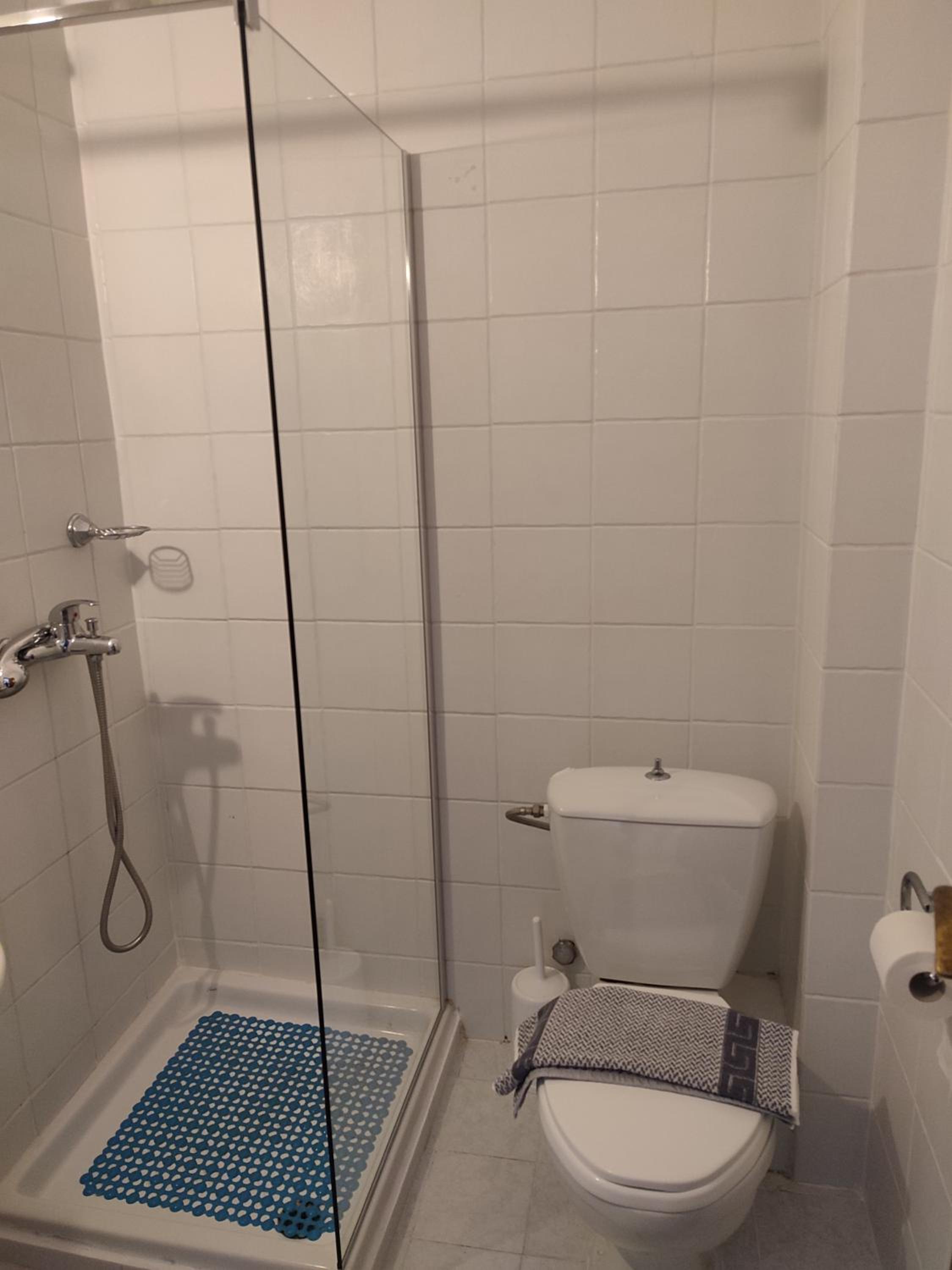 Studio (2 Adults + 1 Child) - Photo 8