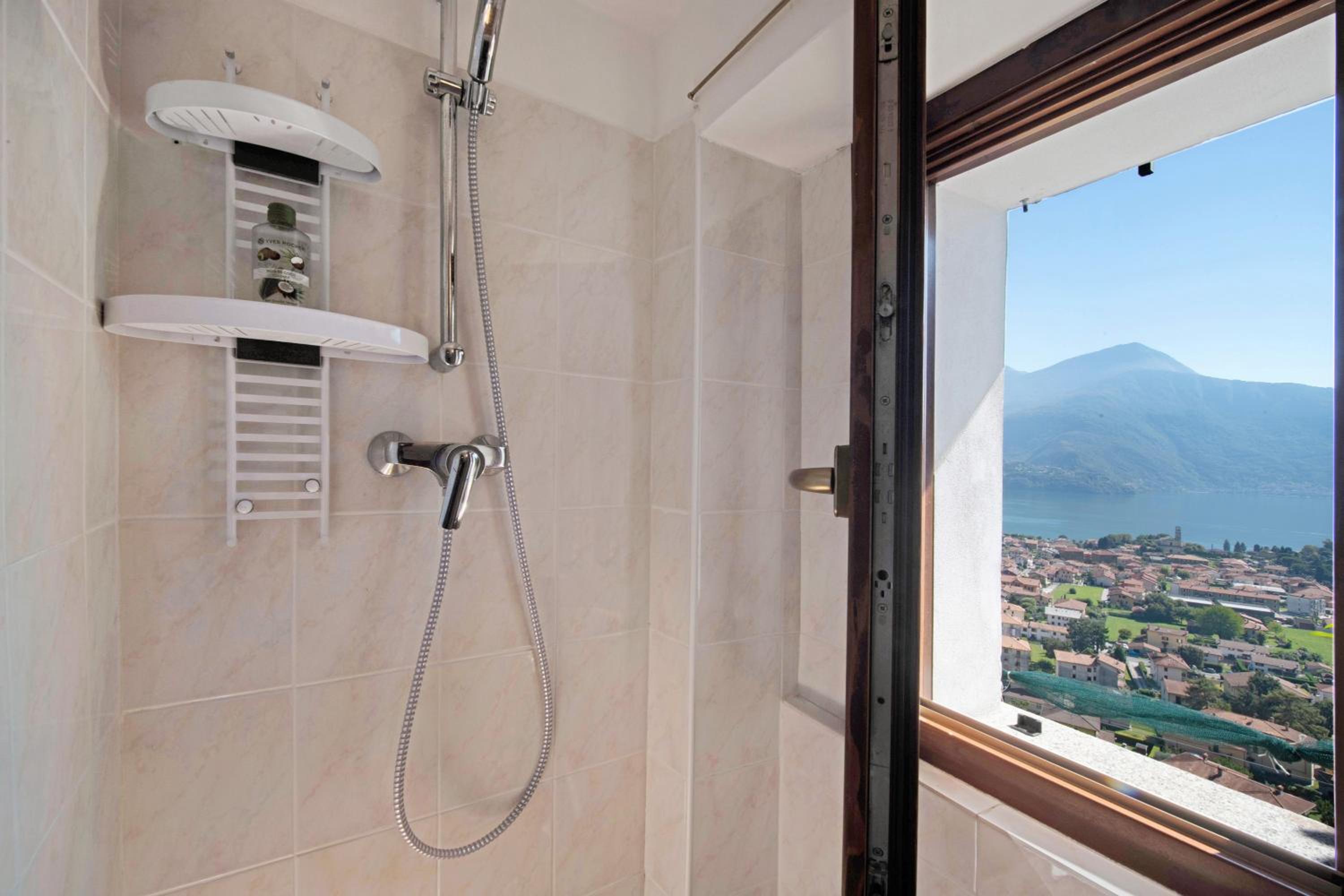 Superior One-Bedroom Apartment with Balcony - Photo 5