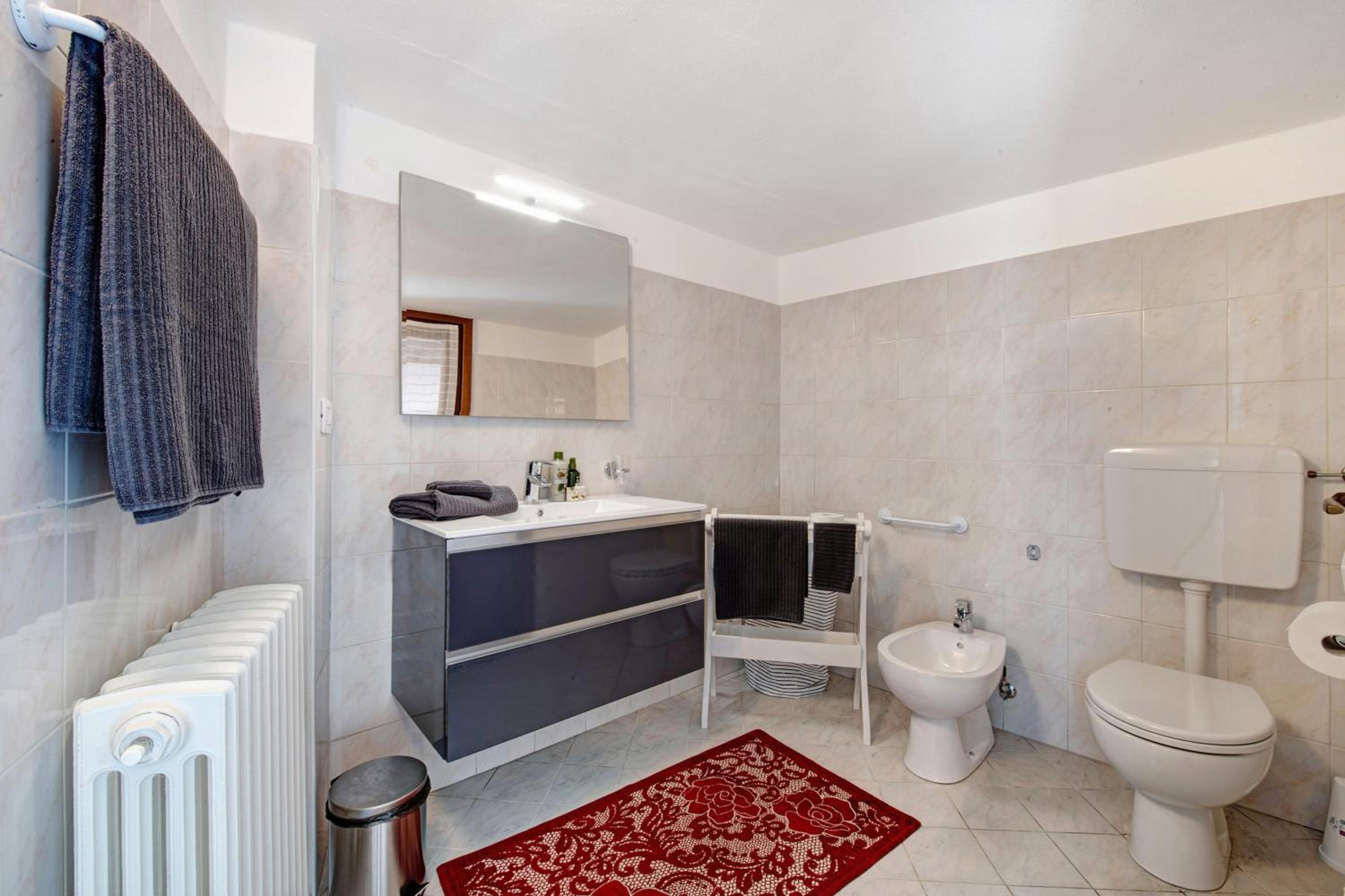 Superior One-Bedroom Apartment with Balcony - Photo 7