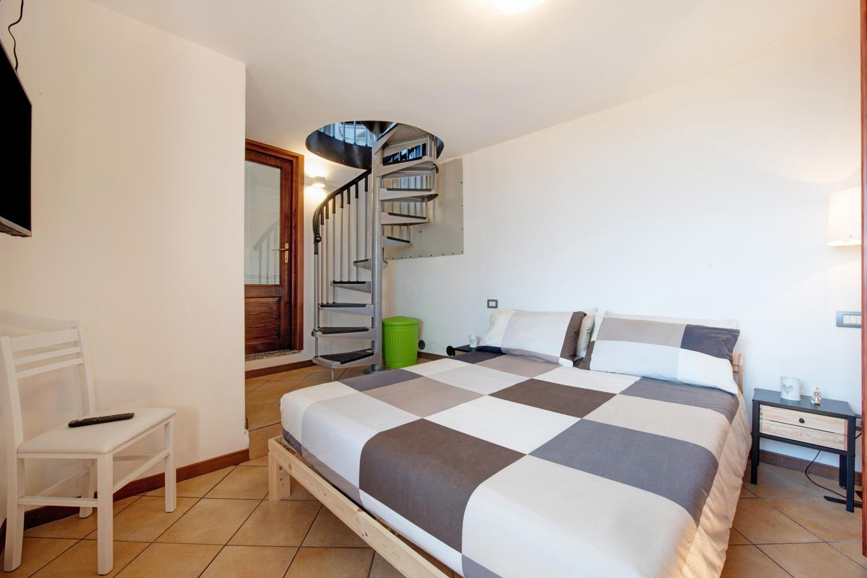 Superior One-Bedroom Apartment with Balcony - Photo 12
