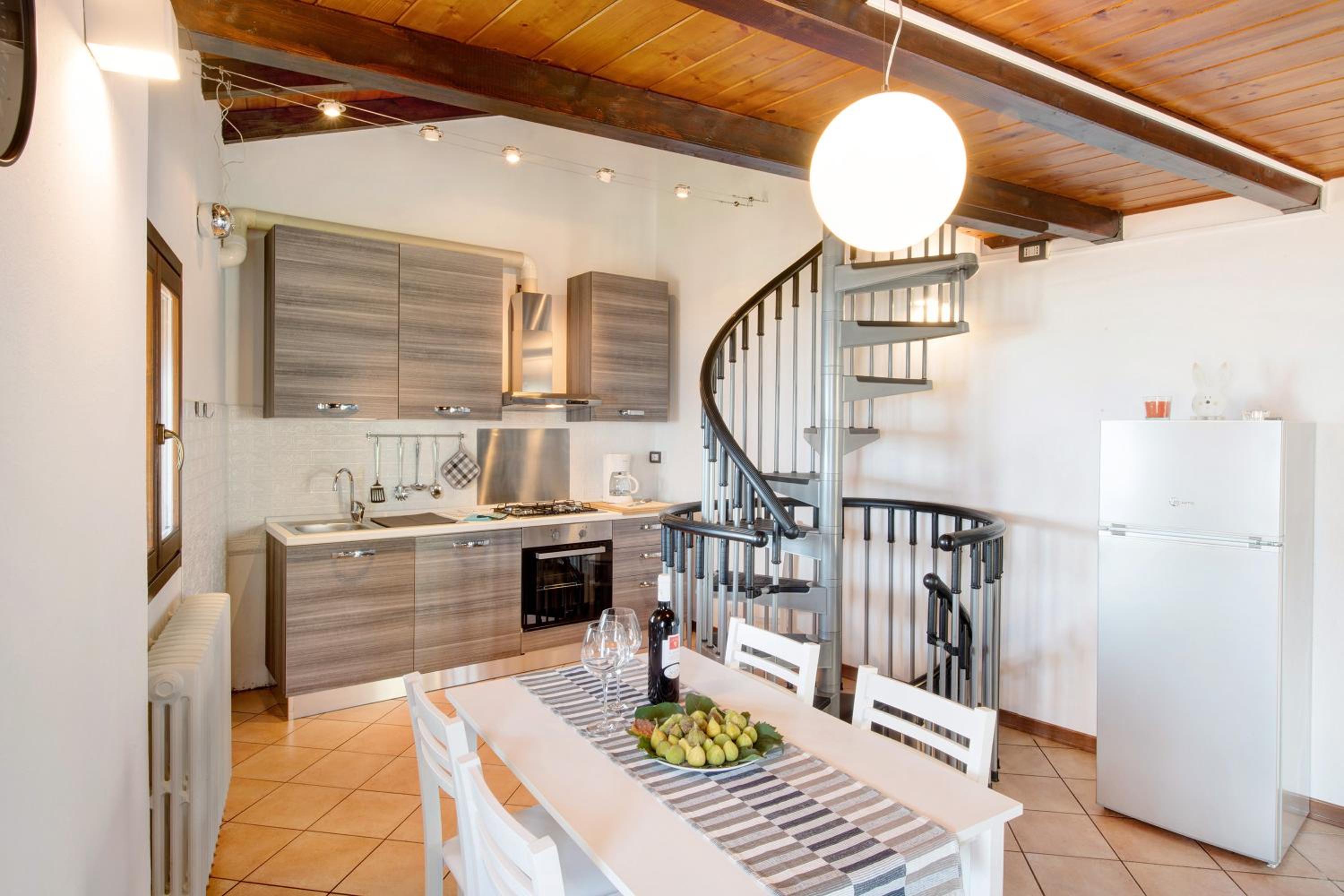 Superior One-Bedroom Apartment with Balcony - Photo 9