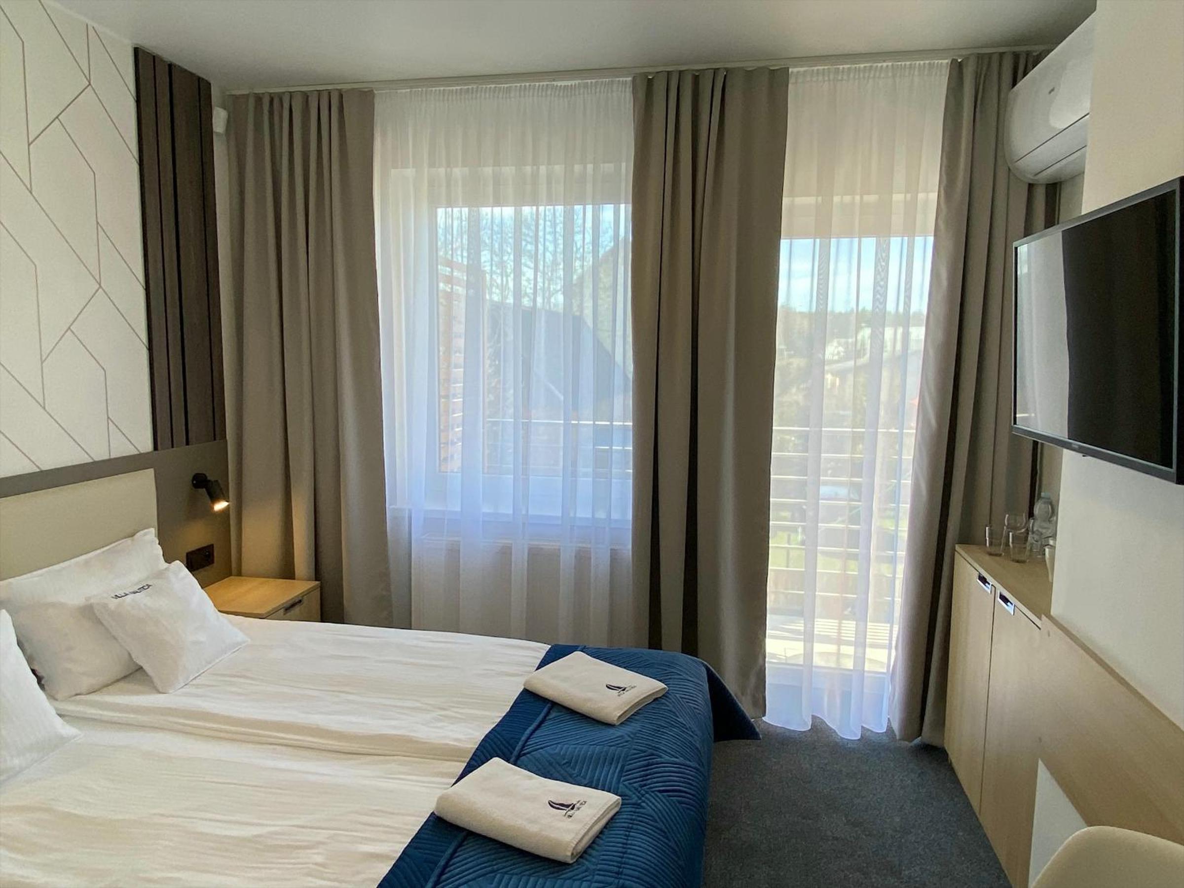 Double Room with Balcony photo 2