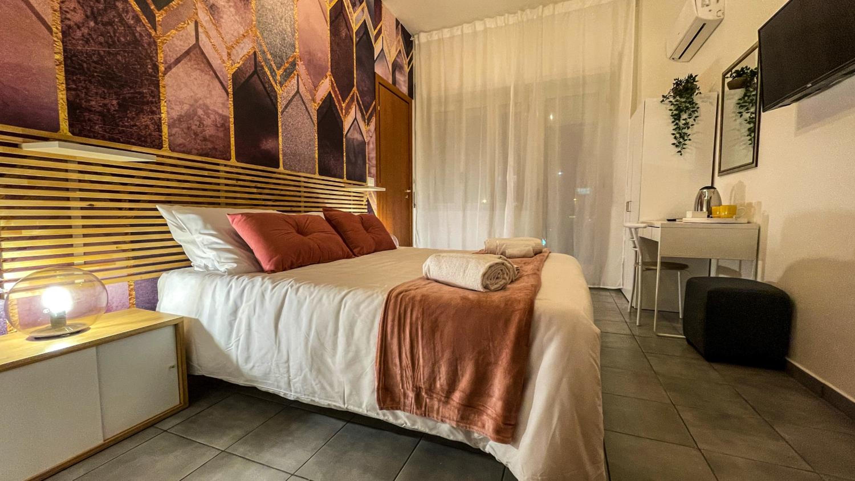Large Double Room
