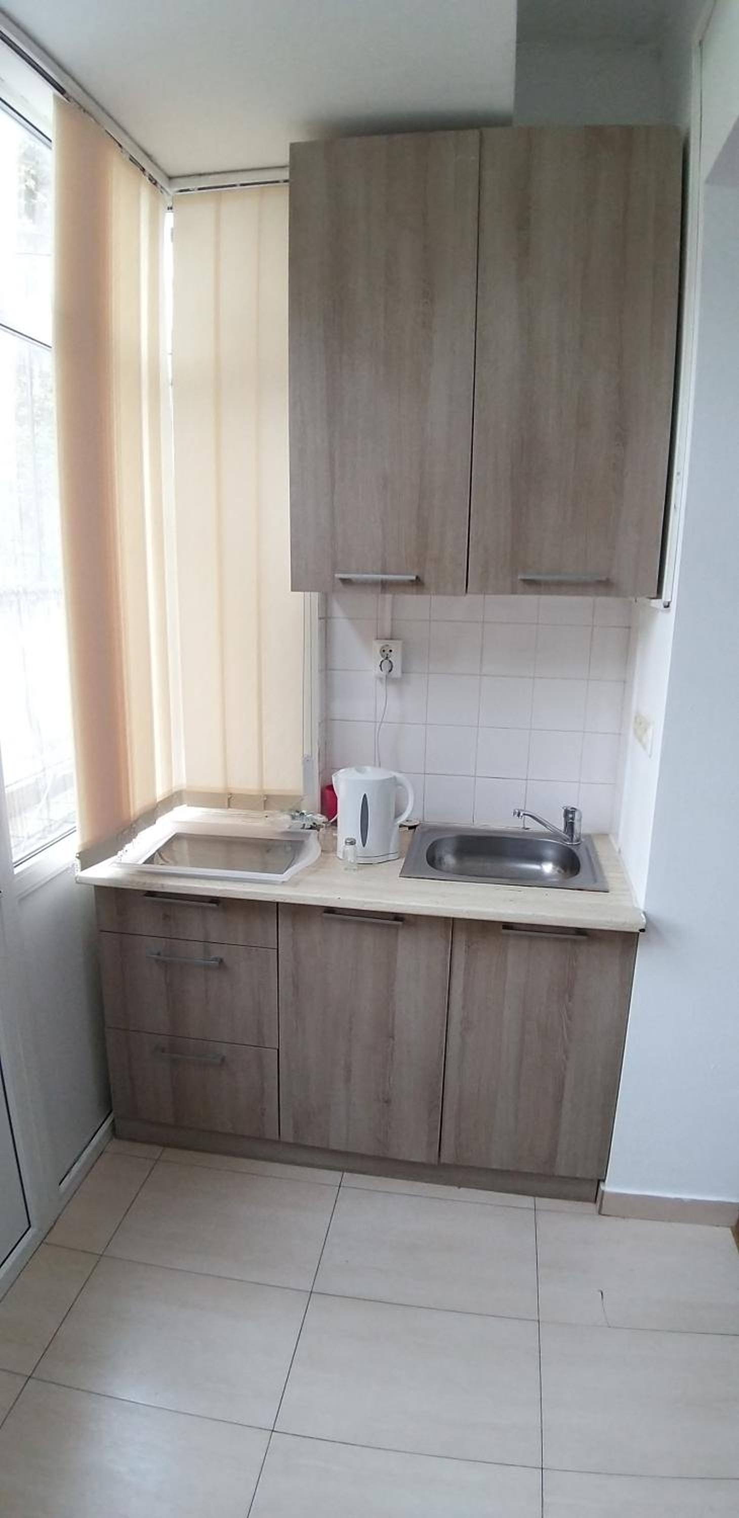 One-Bedroom Apartment - Photo 9