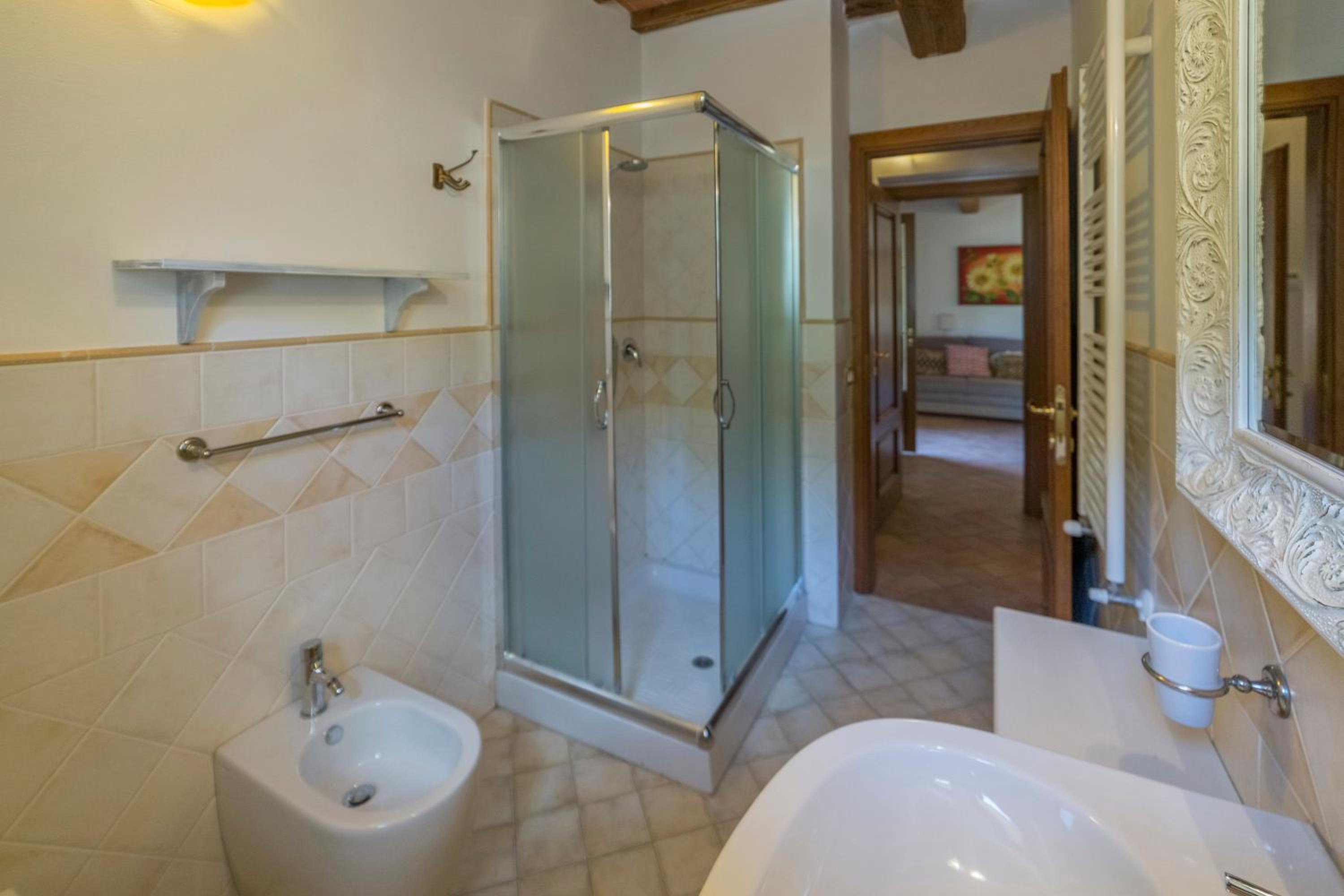 One-Bedroom Apartment - Photo 20
