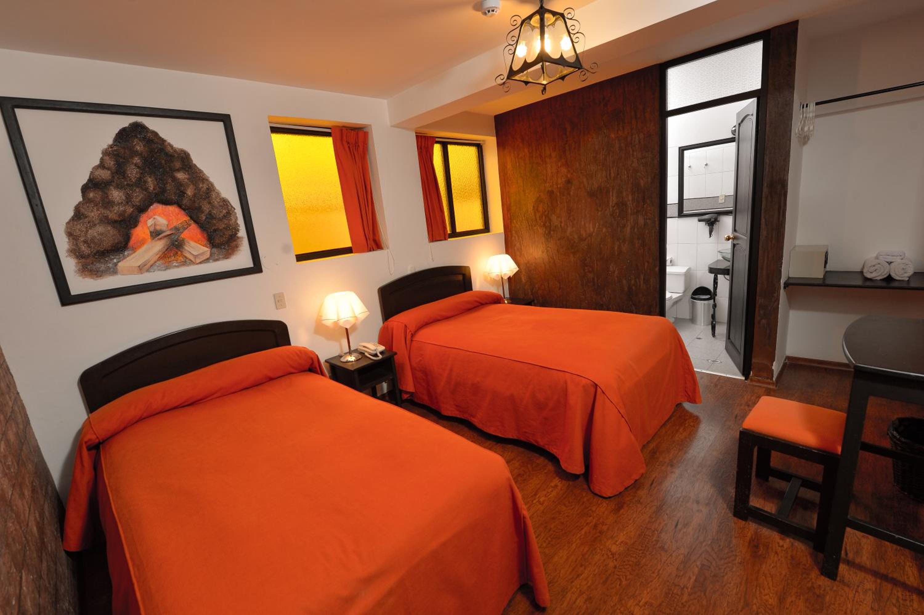 Double Room with Two Double Beds photo 2